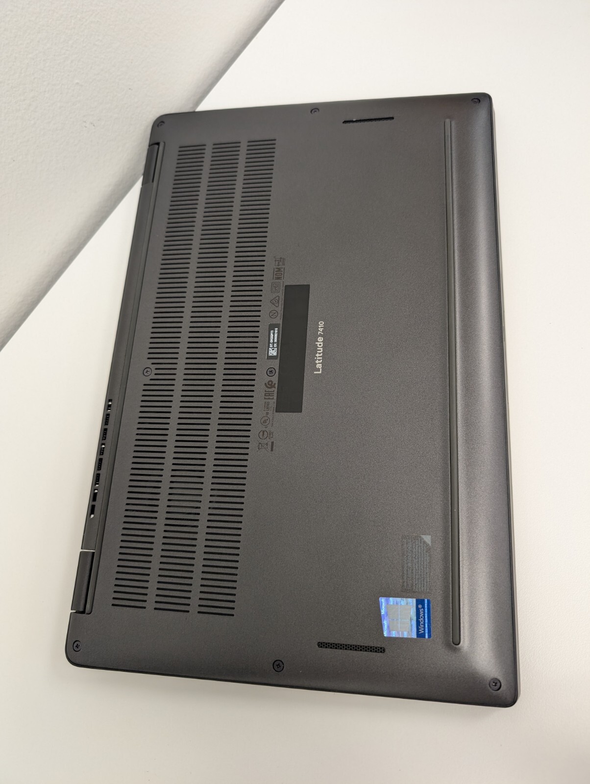 Dell Latitude 7410 14″ 1.7GHz i5-10310U 16GB 256GB SSD WARRANTY [GRADE A] [USA]