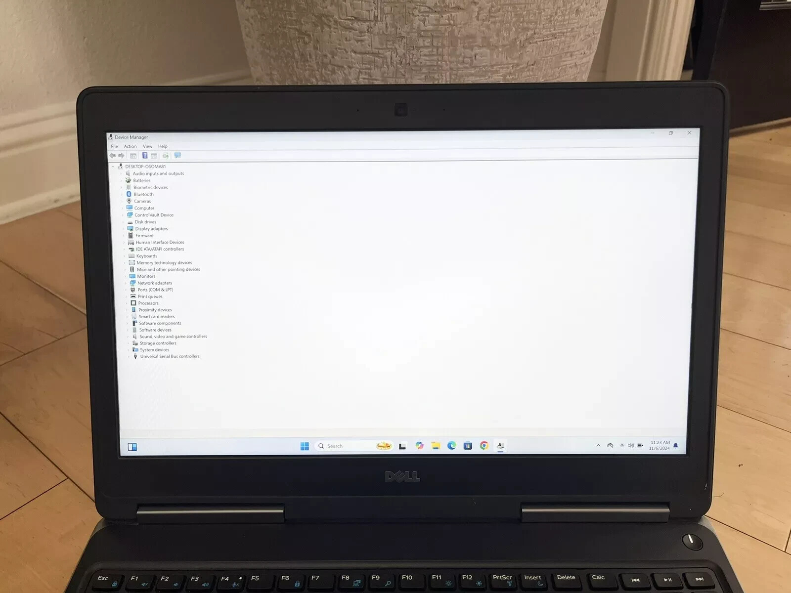 Dell Precision 7520 15.6″ i7-6820HQ @2.7GHz 32GB RAM 512GB SSD Win 11 Pro Laptop