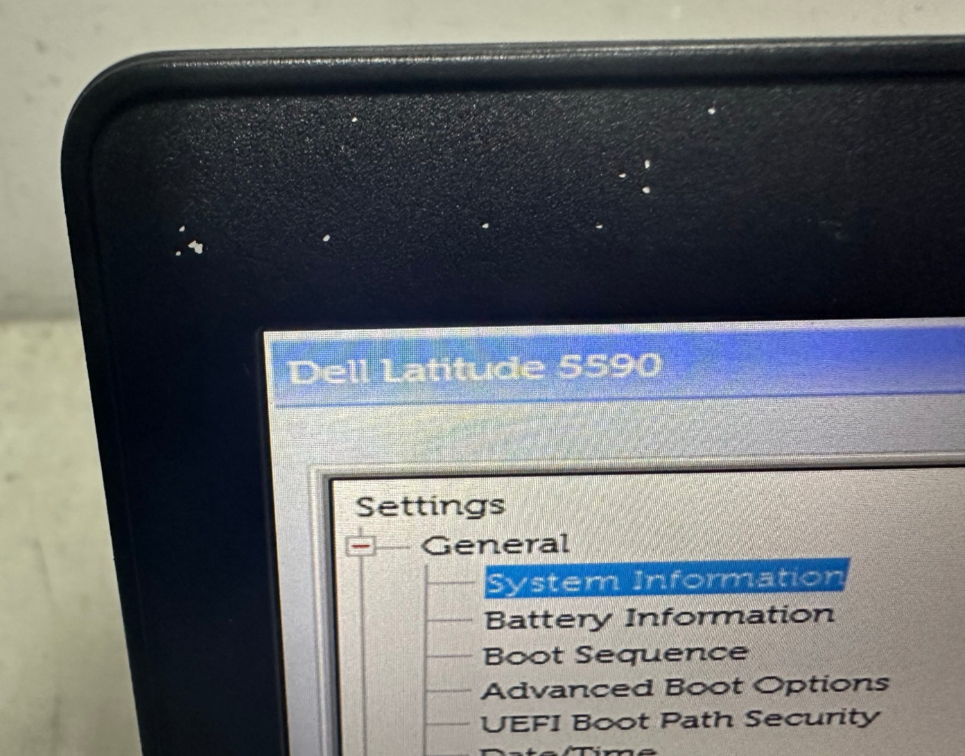 Dell Latitude 5590 15.6 FHD (i5-8250U, 16GB RAM, Boot To Bio) NO HD/BATT/ADAPTER