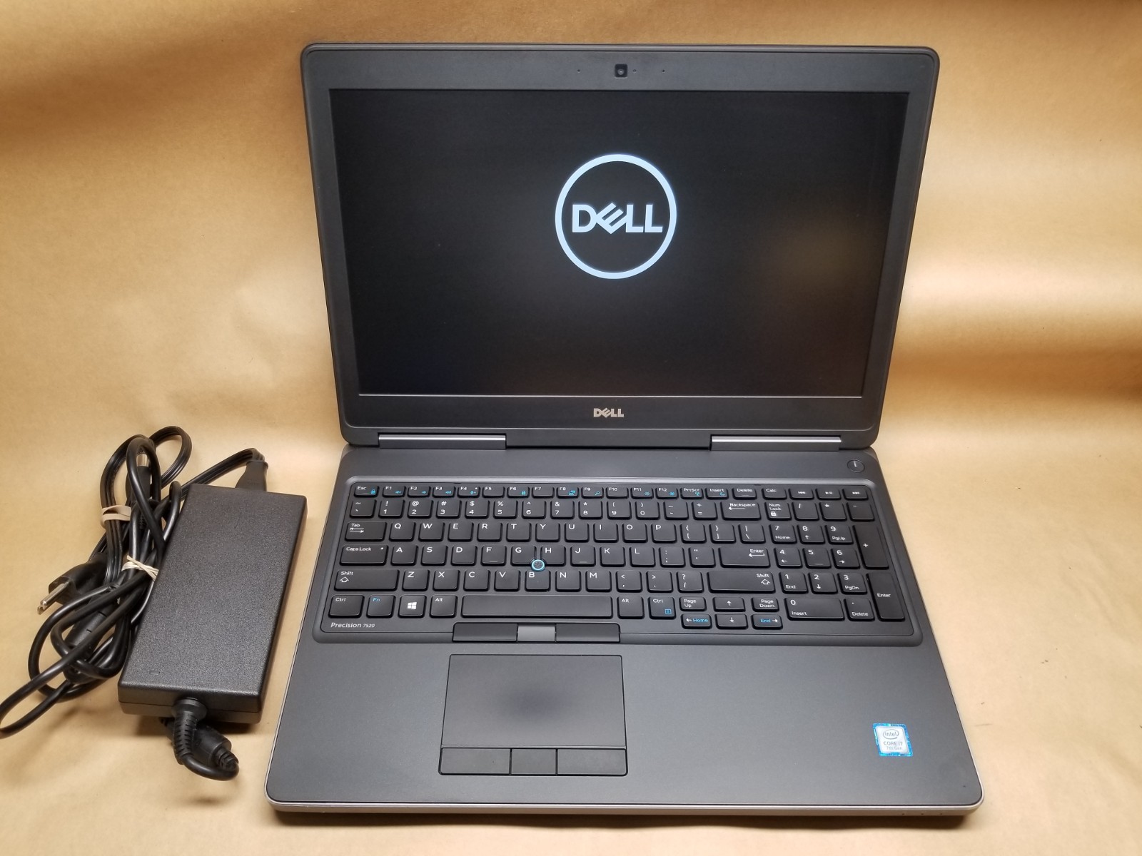 Dell Precision 7520 i7-7700HQ 16GB RAM 256GB SSD & 1TB HDD| Quadro M1200| WIN 11