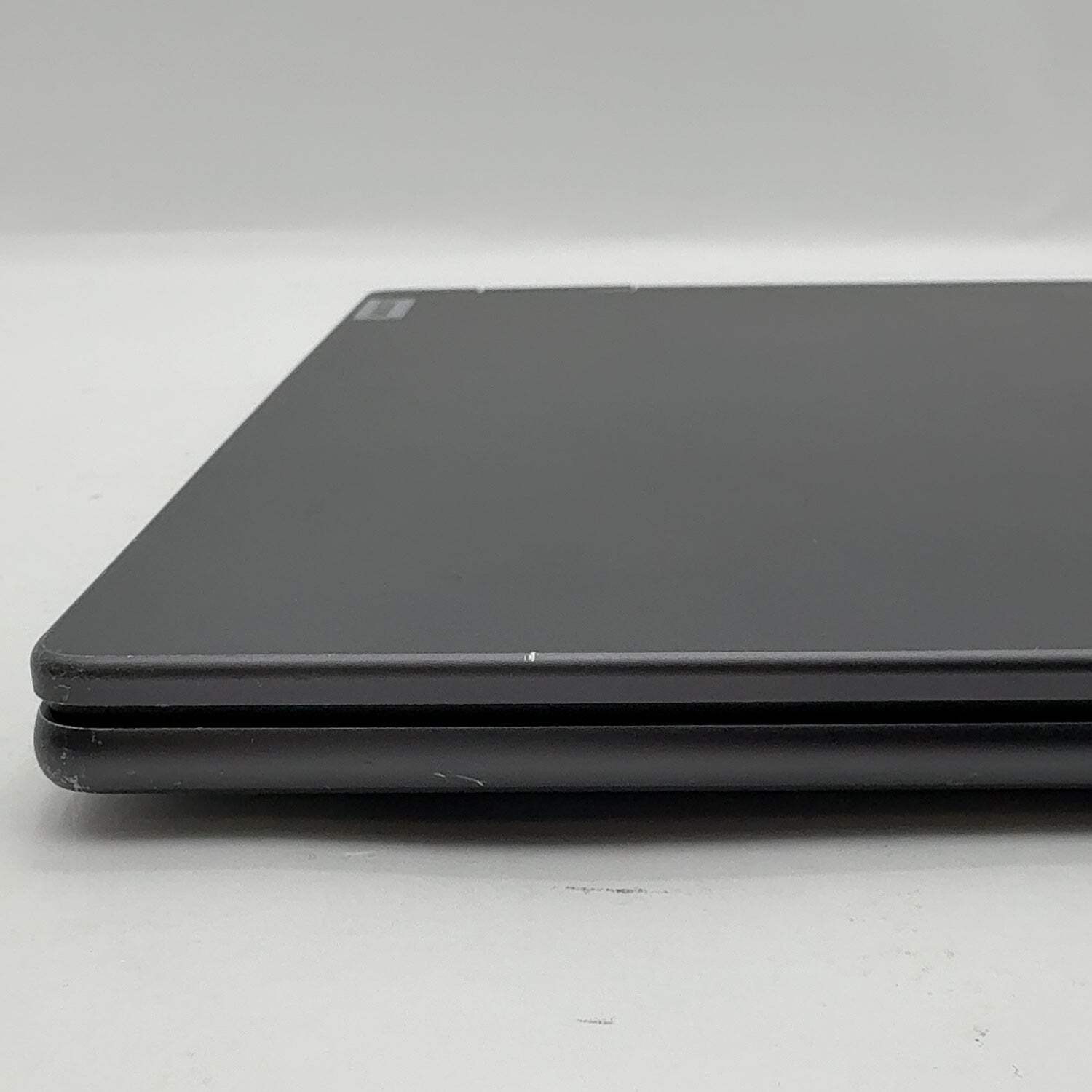 Lenovo Yoga 7i 2-in-1 16IRL8 16″ i7-1355U 1.7GHz 16GB RAM 512GB SSD