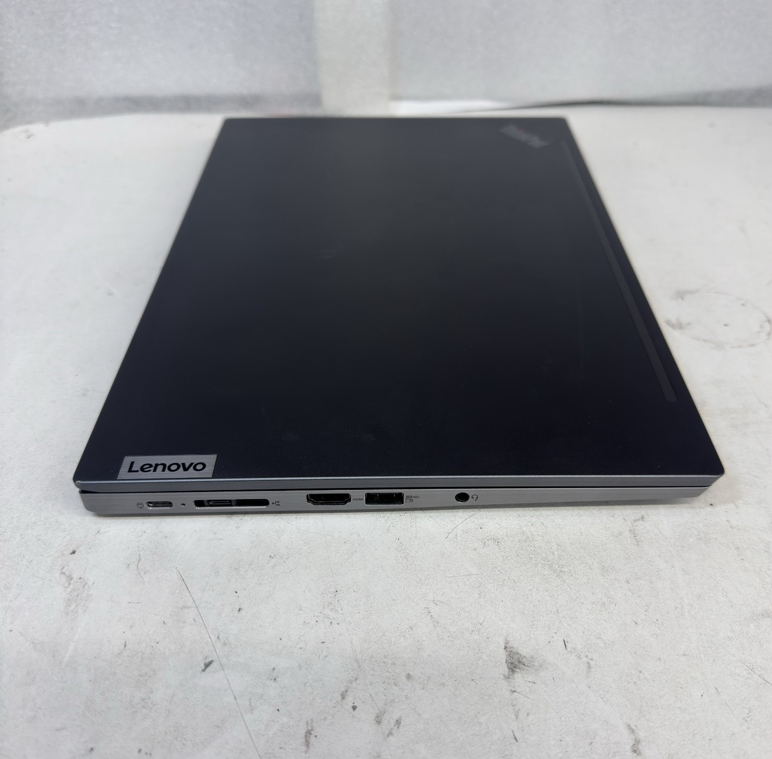 Lenovo ThinkPad T14s Gen 2a 14″ AMD Ryzen 5 Pro 5650U 8GB RAM 256GB SSD #TP15