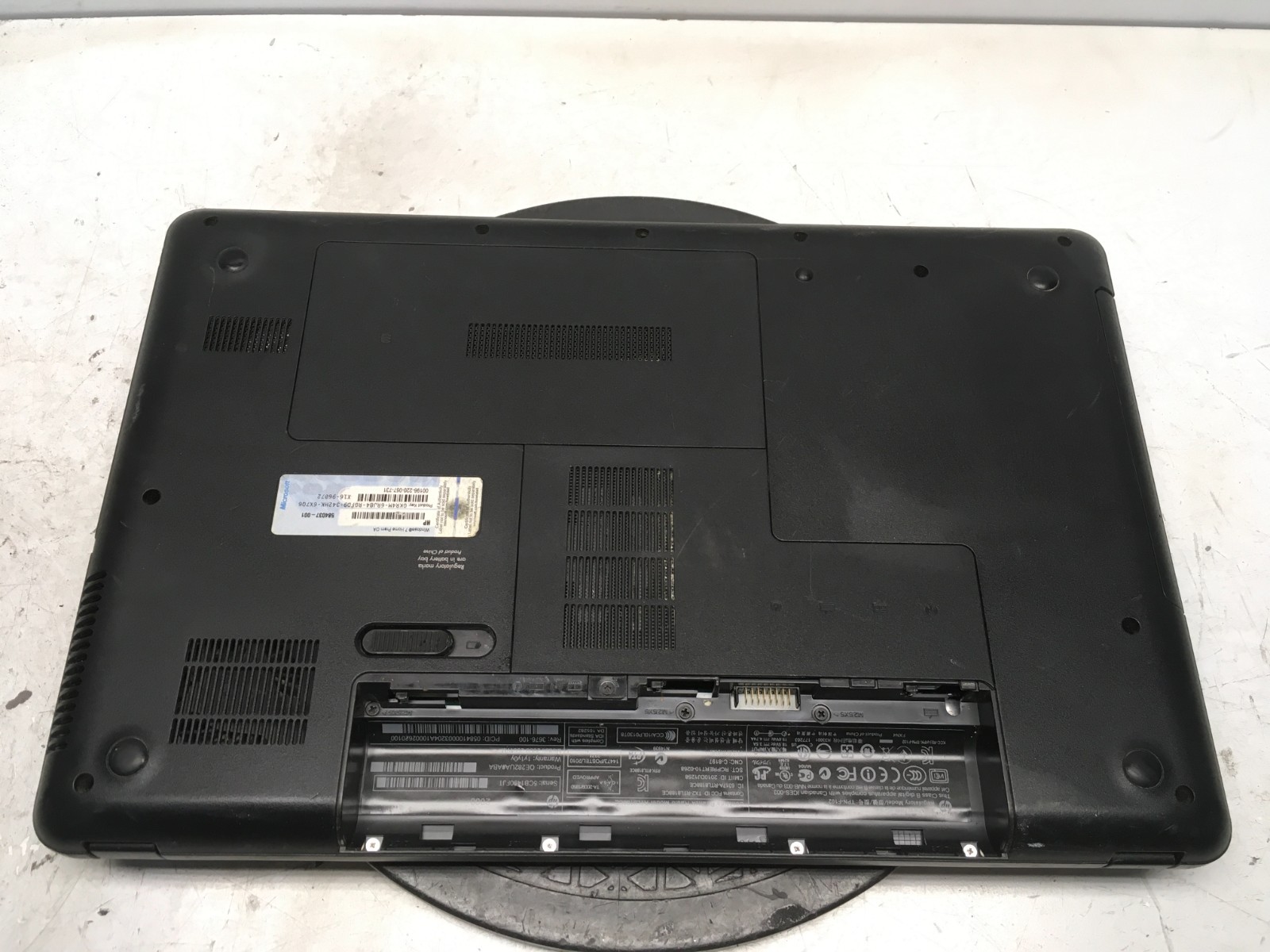 HP 2000-299WM Intel Celeron Dual-Core T3500 2.1GHz 3 GB NO HDD