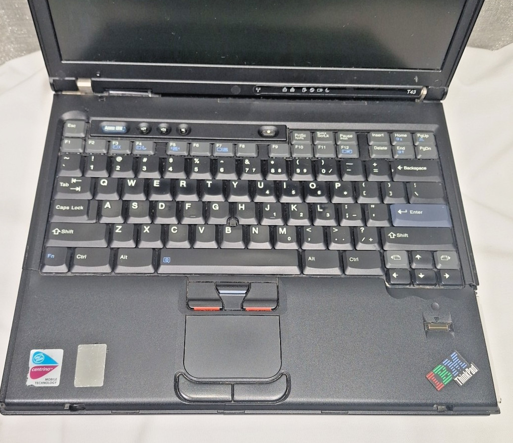 IBM Thinkpad T43 Laptop Powers On – For Parts