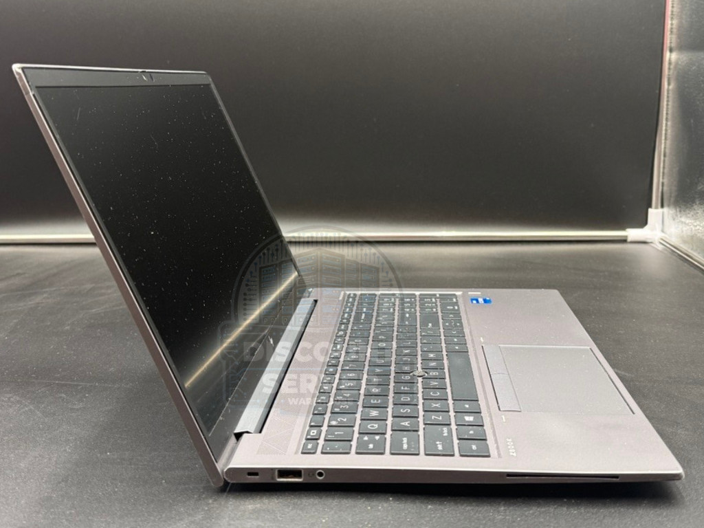 HP ZBook Firefly 15″ G8 Mobile Workstation i7-1165G7 @2.8 32GB 512SSD Win11 #108