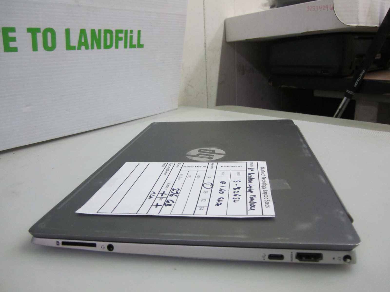 HP Pavilion 13-an0010nr i5-8265U 8GB 1.60GHZ 256GB M2SSD NO OS + AC LAPTOP READ~