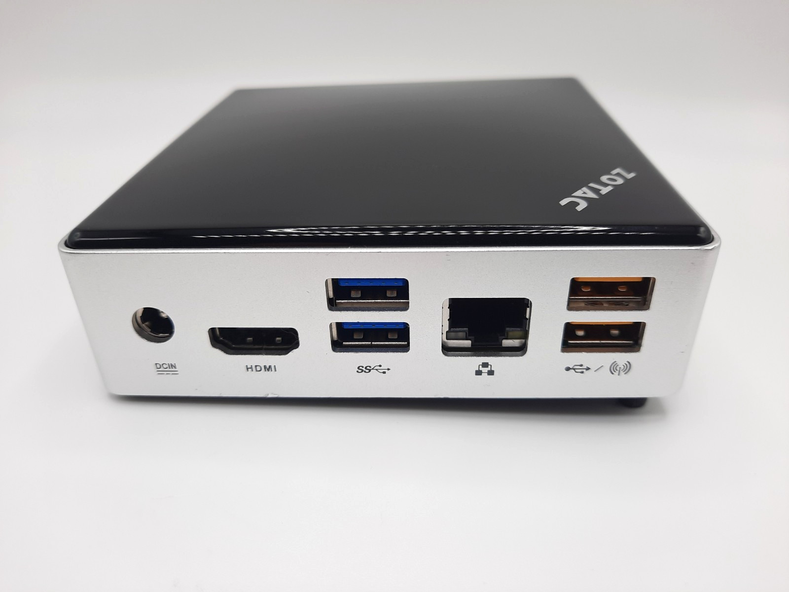 Zotac AD11 Plus Mini PC, 1.65 GHz AMD E-450 APU, 2 GB DDR3 RAM, Untested As-Is