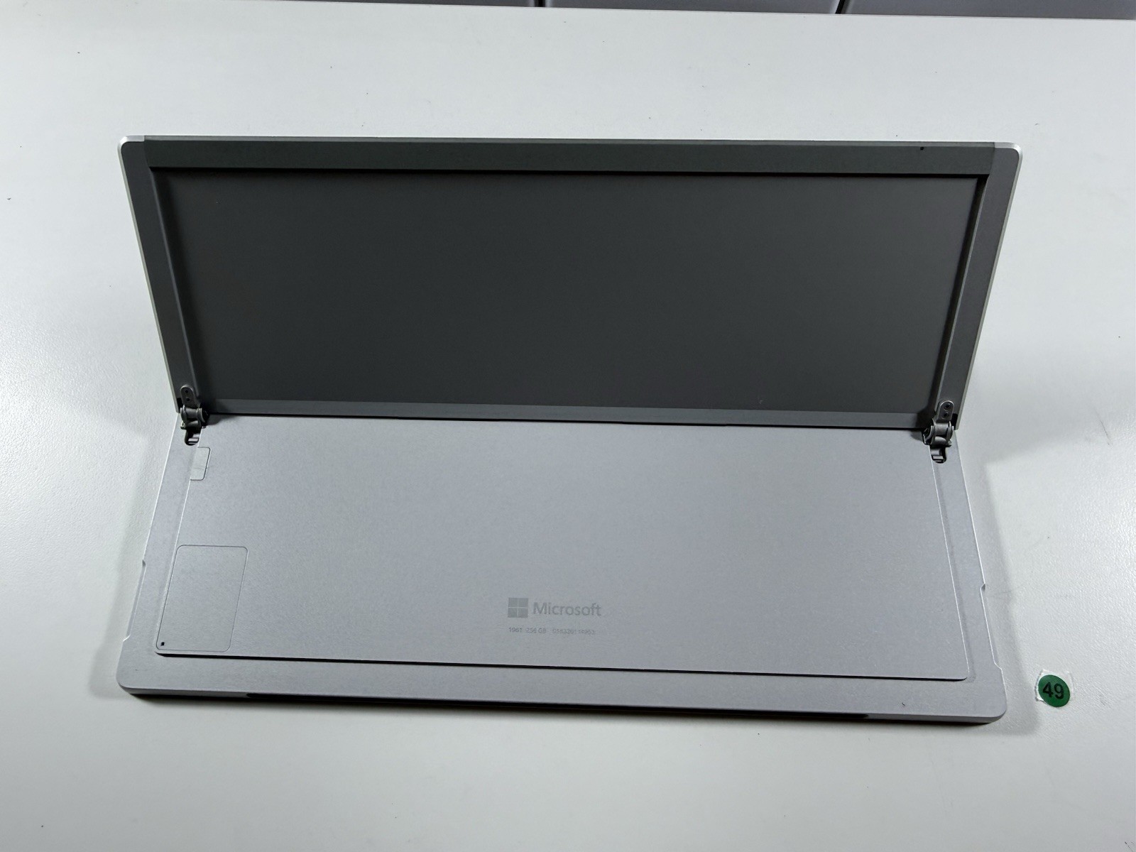Microsoft Surface Pro 7 plus 1961 Core i5-1135G7 2.4GHz 16GB 256GB Win 11 Pro