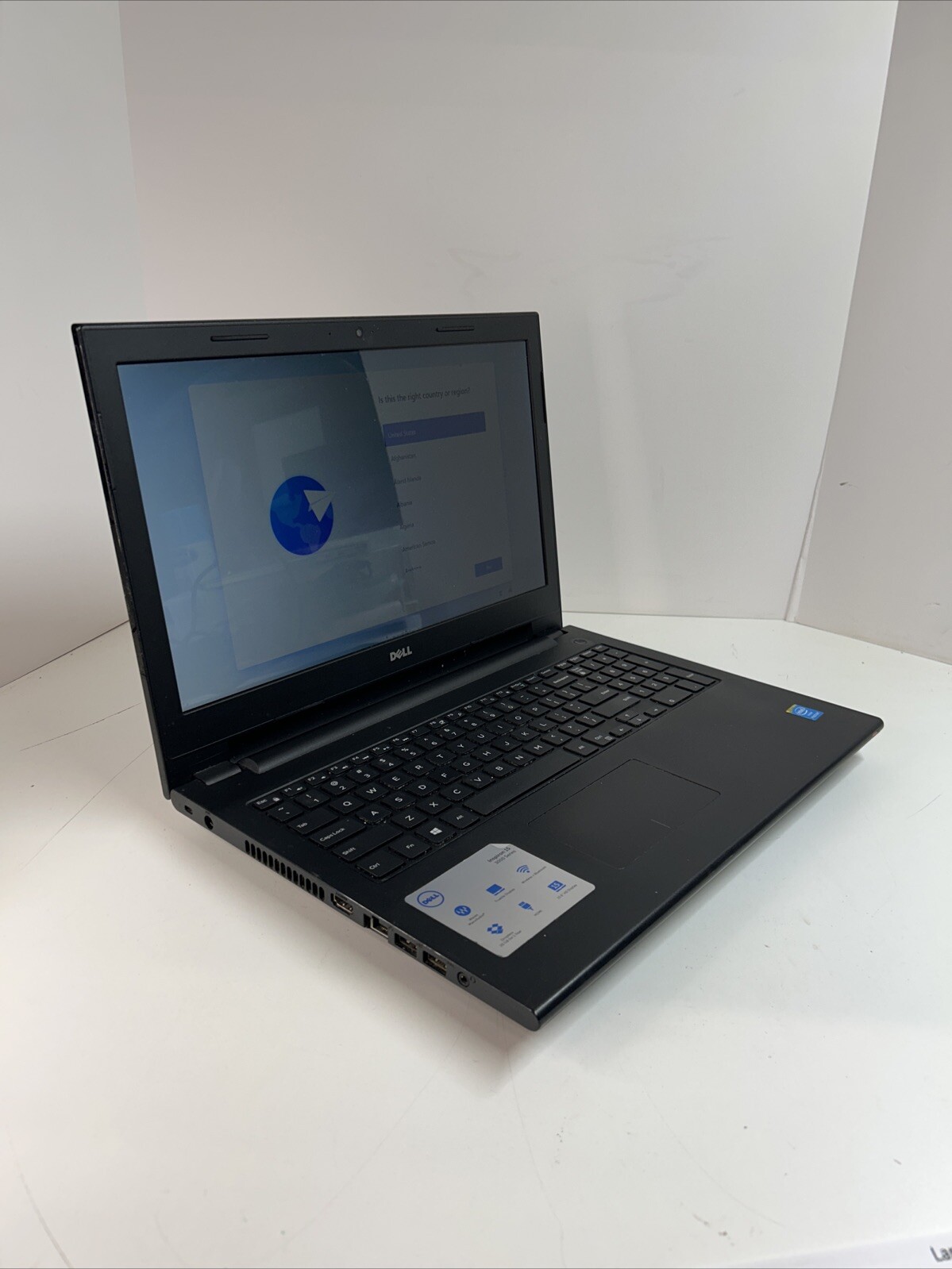 Dell Inspiron 3542 15.6″ Intel Pentium 3558U 1.7GHz 4GB Ram 500GB HDD Win 11 Pro