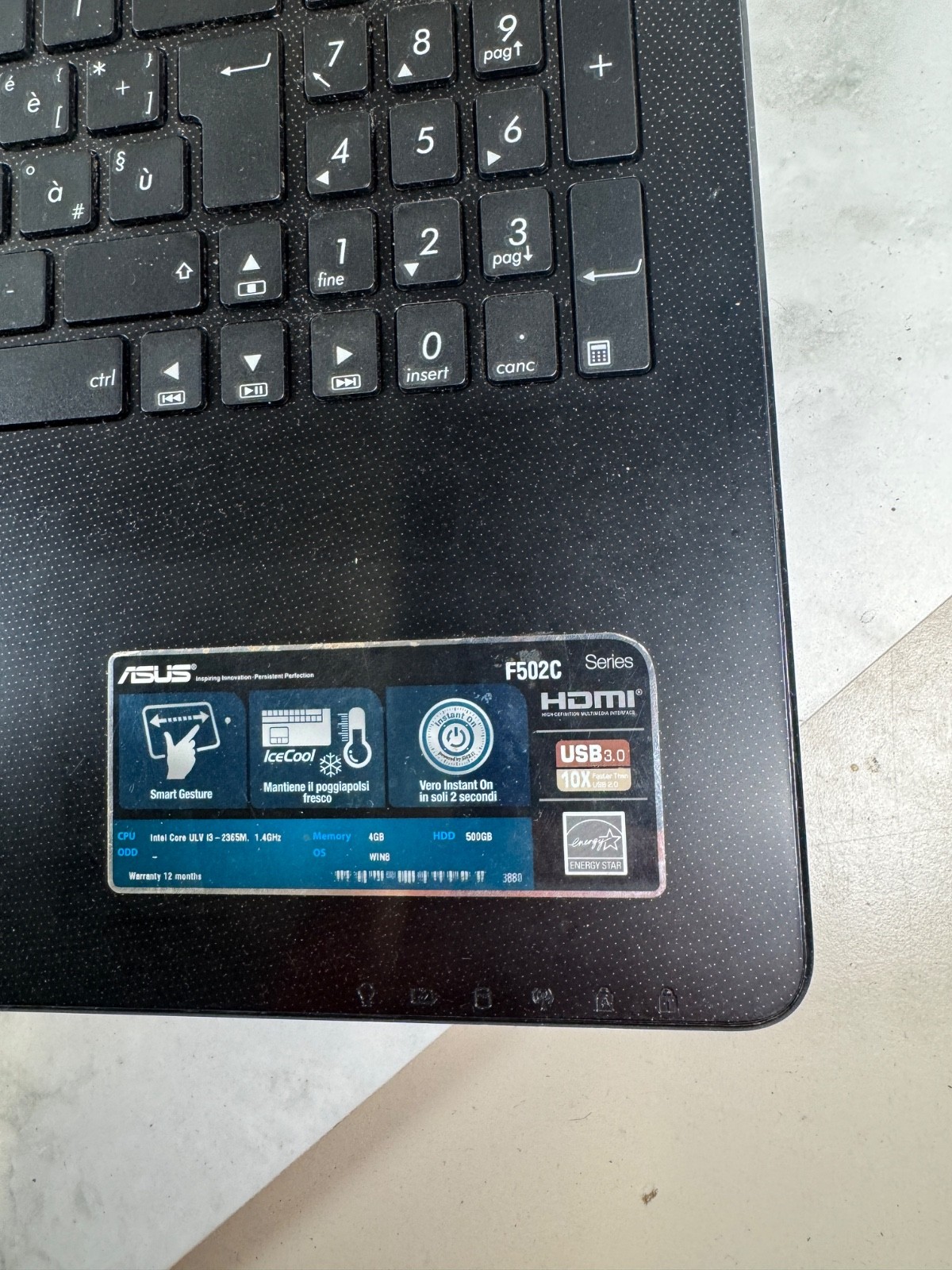 ASUS F502C Intel Core i3 HDMI USB 3.0 Notebook IT Keyboard Windows 8