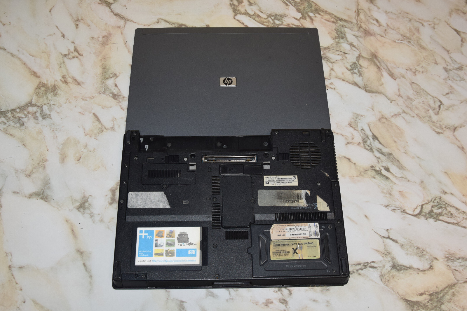 Dead Junk HP Compaq 6910p 14.1″ Laptop Incomplete AS IS Parts Repair