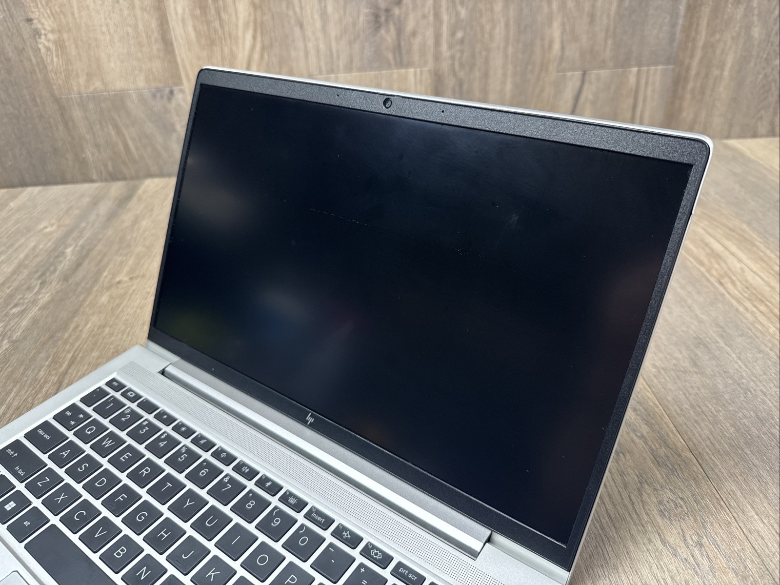 HP EliteBook 645 G10 AMD Ryzen 5 PRO 7530U/16GB RAM/256GB SSD