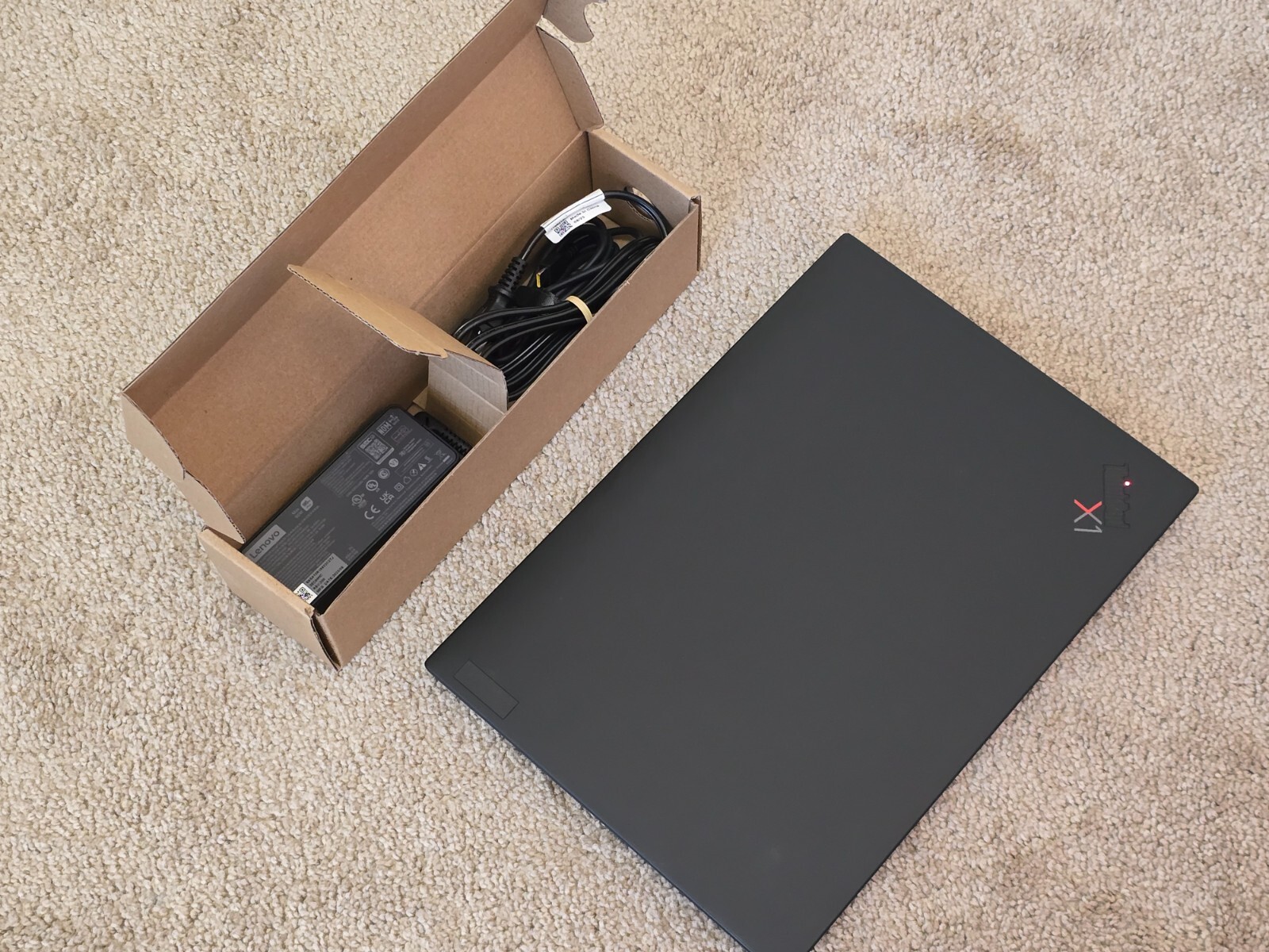 Lenovo ThinkPad X1 Carbon 9th Gen, Intel Core i7, 14″ Touch,16GB RAM, 512 SSD