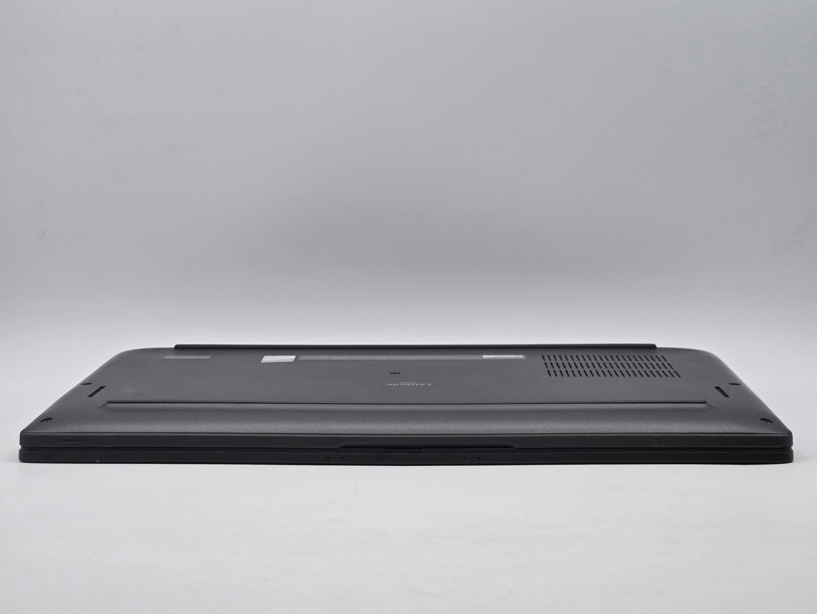 Dell Latitude 7430 14″ FHD I7-1270P 512GB SSD 16GB W11P Webcam Backlit FP Reader