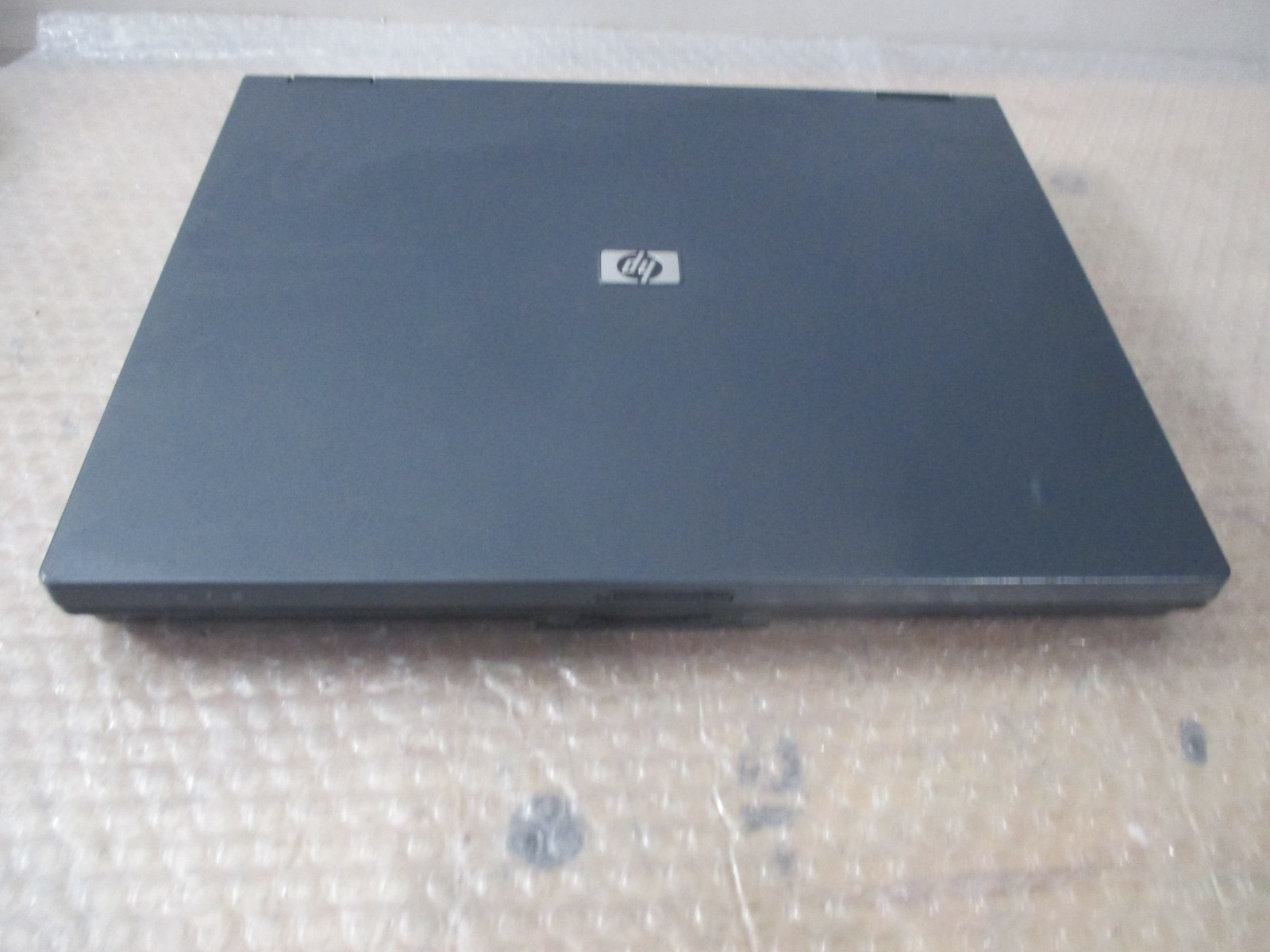 Vintage HP Compaq nc6120 1.73Ghz , 512MB Ram, DVDRW, NO HDD, ,BIOS BOOT, AS IS