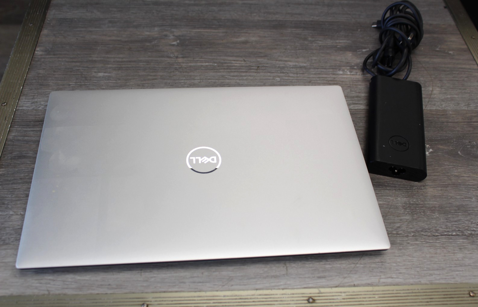 Dell XPS 15 9500 15.6″ Core i7-10750H 32GB 1TB SSD GTX 1650 Ti Win 11 Laptop