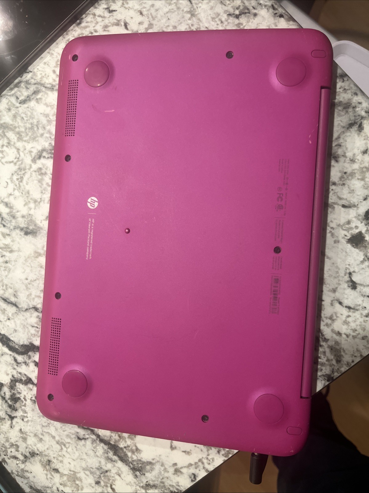 HP Stream 11-D011WM Intel Celeron N2840 2.16GHz 2 GB NO HDD