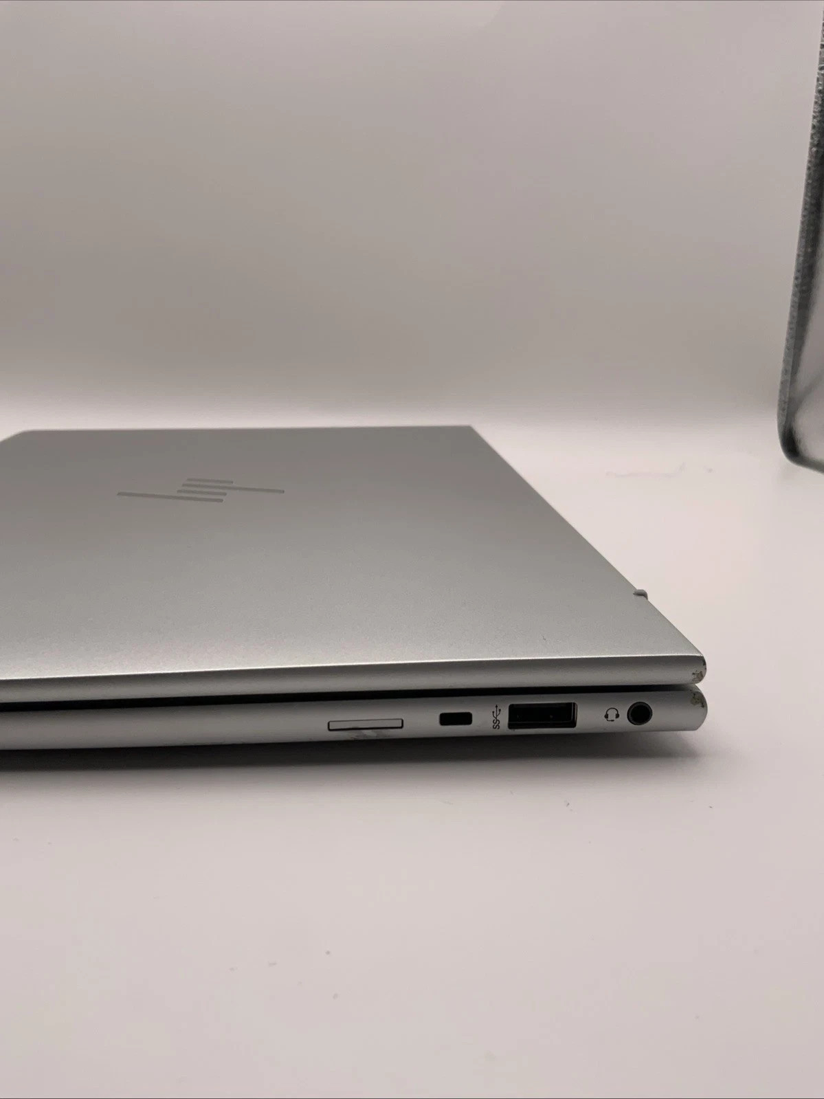 HP EliteBook 840 G10 – Intel Core i7 13th Gen 16GB DDR5 RAM 512GB SSD Win 11 Pro
