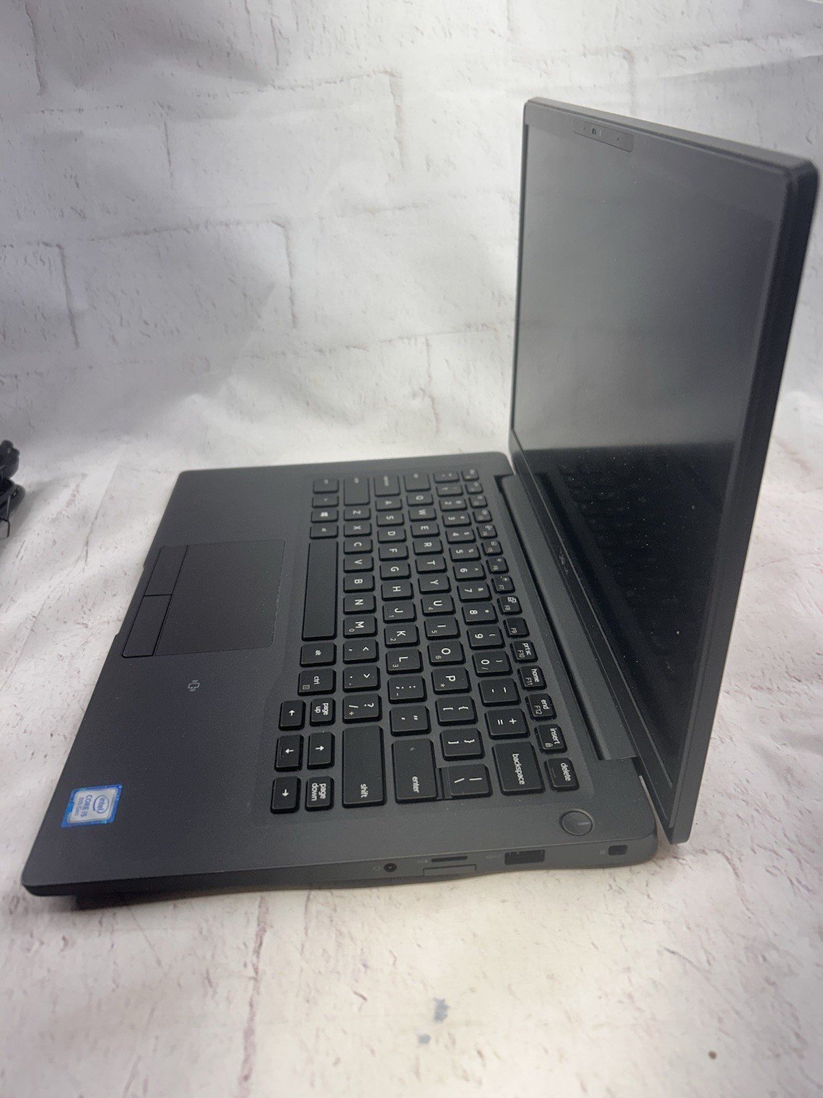 Dell Latitude 7400 14” FHD | i5-8365U | 8GB RAM | 256GB SSD | Win11 Pro