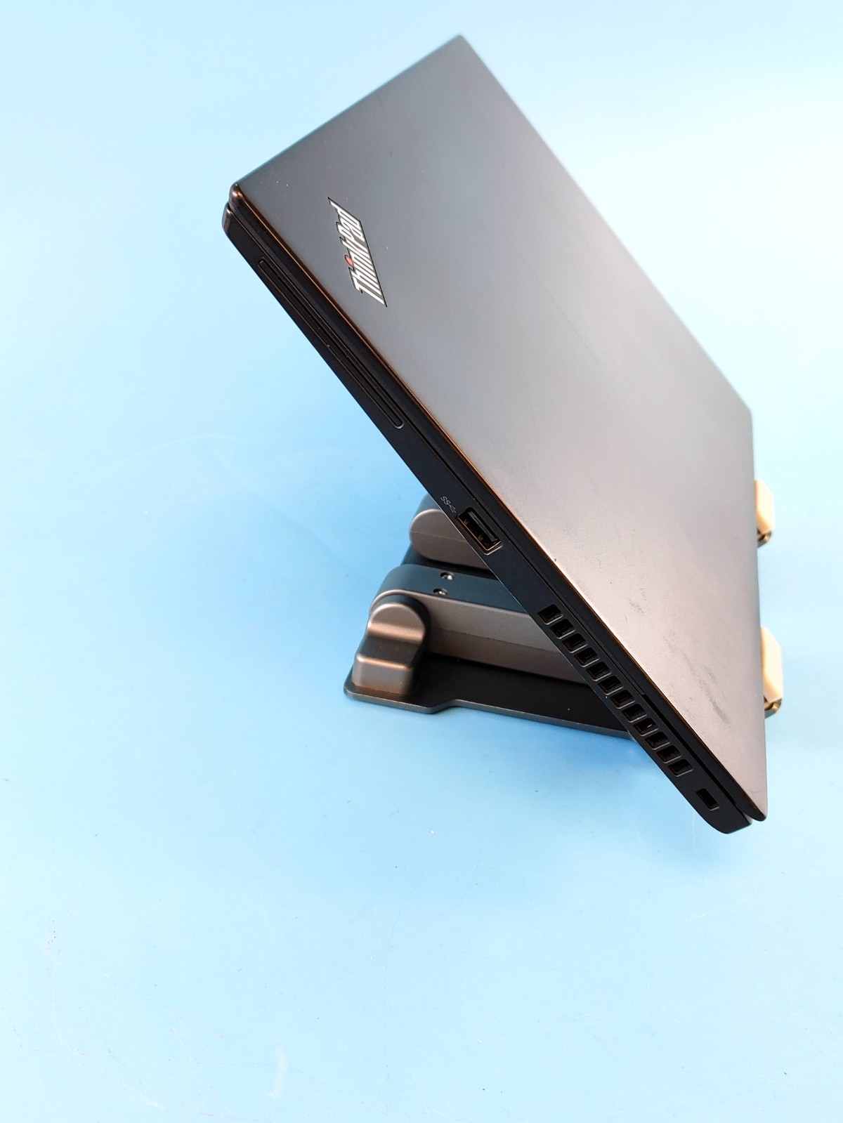 Lenovo T490S THINKPAD 14IN E6BR5IL i5-8365U 1.6 8GB RAM 256GB SSD