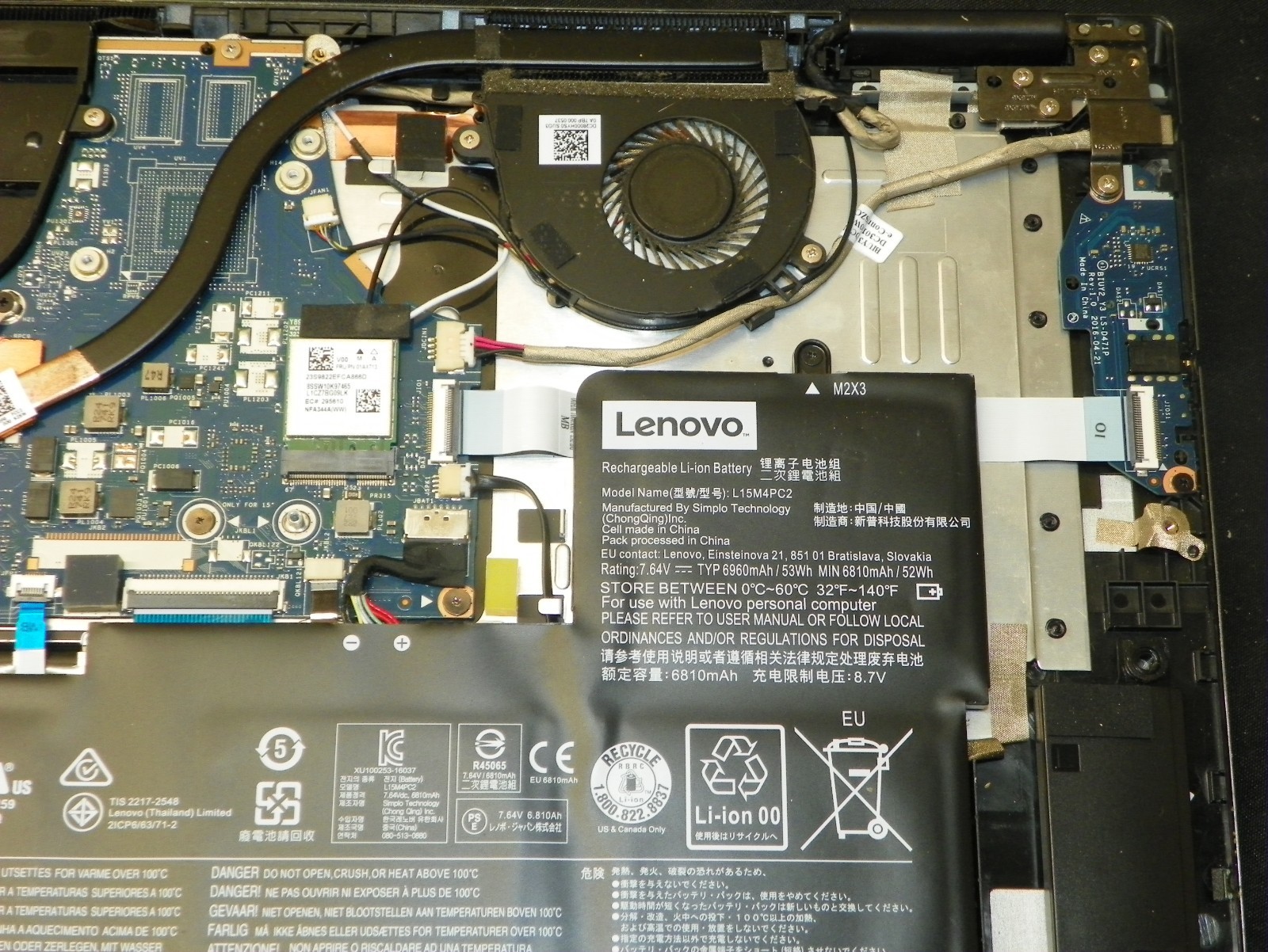 Lenovo Yoga 710 15.6 Inch 2-In-1 Touchscreen i5 For Parts – Has Screen Issue