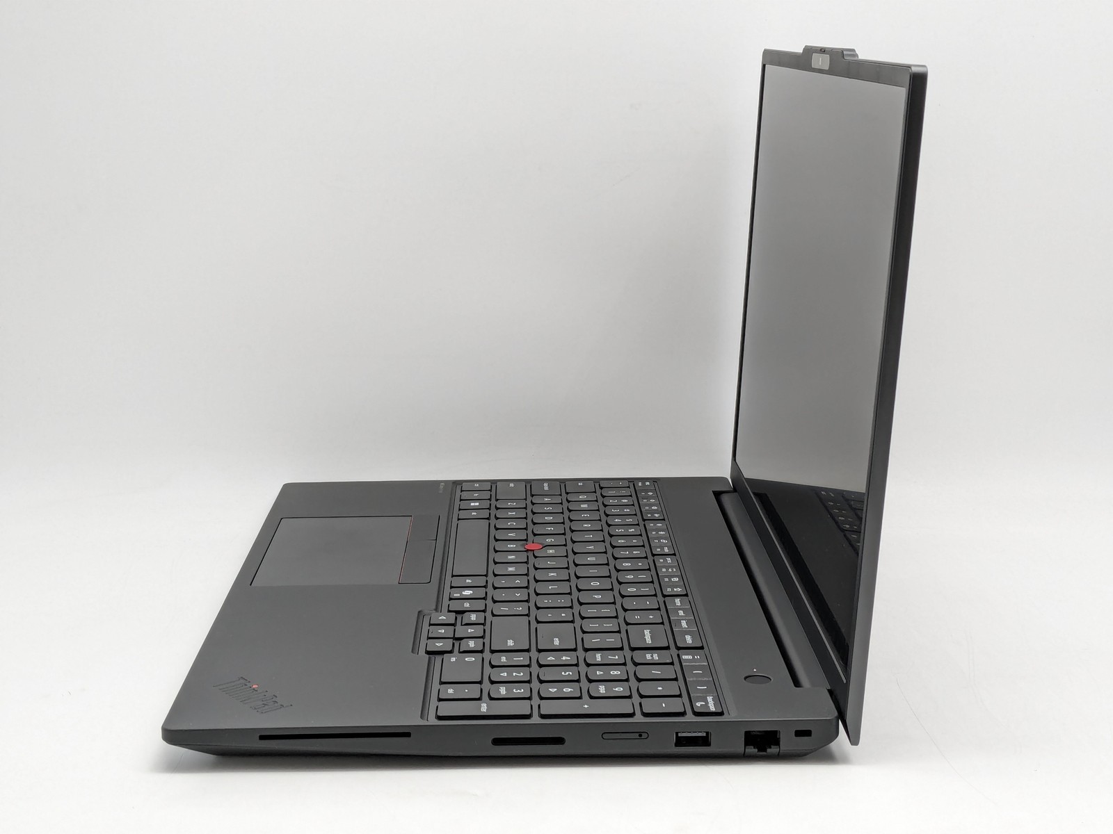 Lenovo ThinkPad P16s Gen 5 16″ Ultra 9 386H 64GB DDR5 2TB SSD RTX PRO 2000 No OS