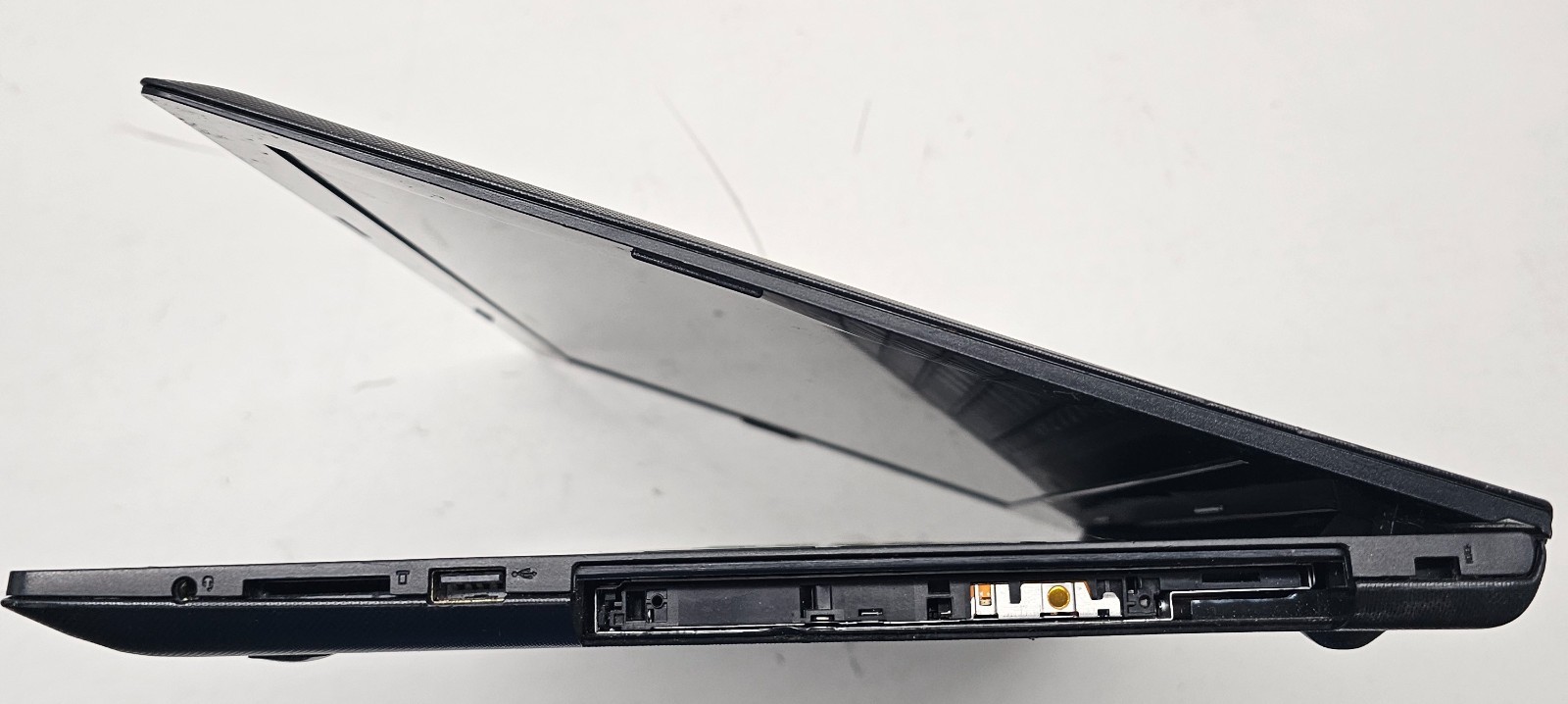 Lenovo G50-80 15.6″ Laptop Intel Core i5-5200U NO RAM/HD/OS/POWER (FL)