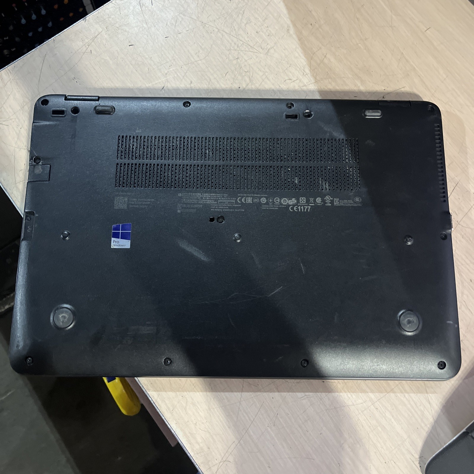 HP ZBOOK 15U G3 INTEL CORE I7-6500U 2.50GHZ 8GB RAM NO HD