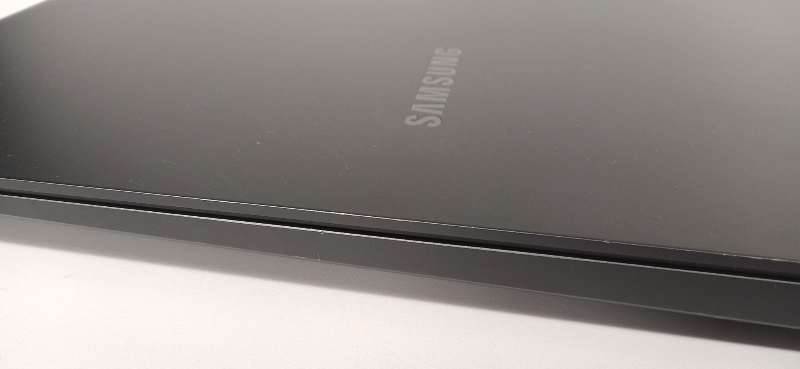 Samsung Galaxy Book3 Ultra 16” (1TB SSD, i9-13900H, 32GB RAM, RTX 4070) – FF!