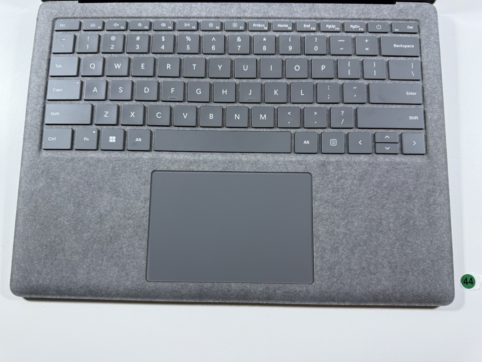 Microsoft Surface Laptop 5 13.5” 1950 Intel Core i7-1265U 16GB RAM 512GB READ”