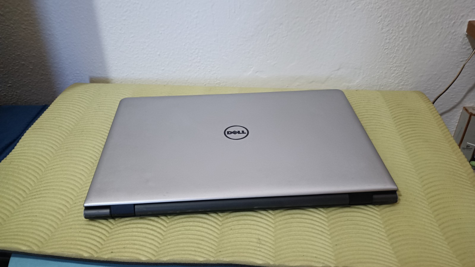 DELL Inspirion 5759 17.3″ 1600X900 i5-6200U 16GB 256gb Windows 11