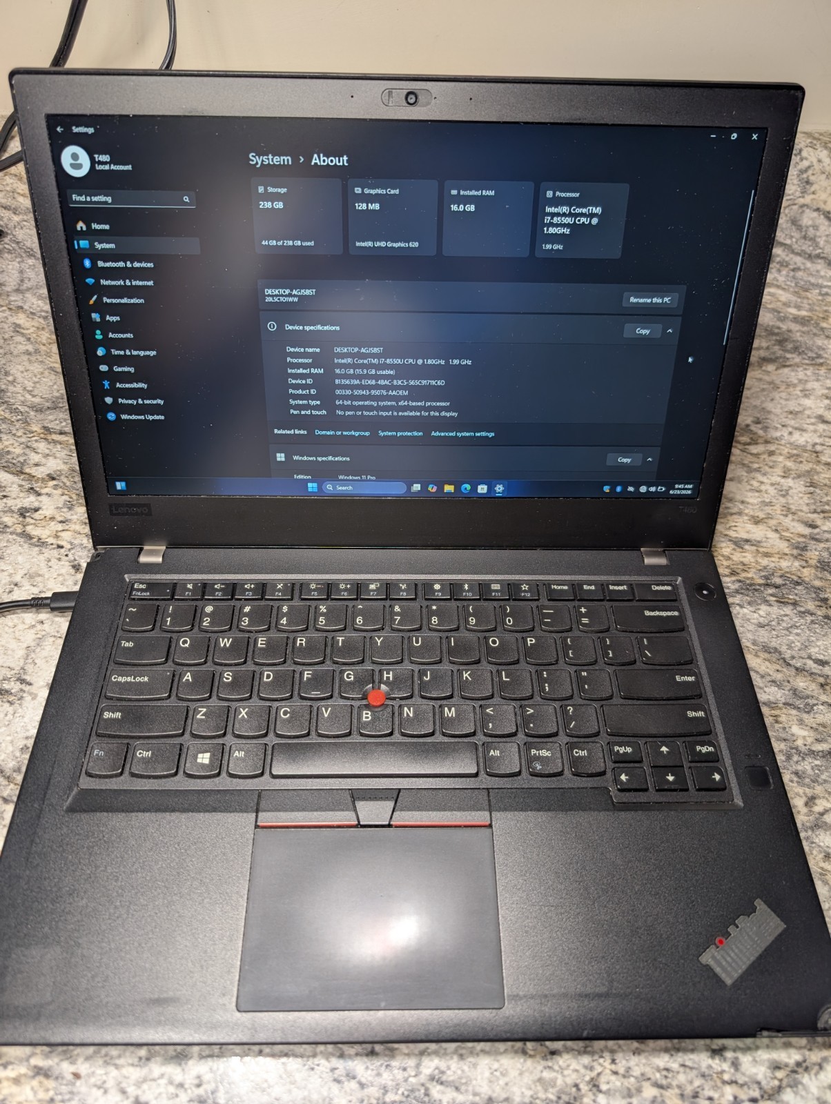 Lenovo ThinkPad T480 Laptop : i7-8550u | 16GB Ram | 256GB M.2