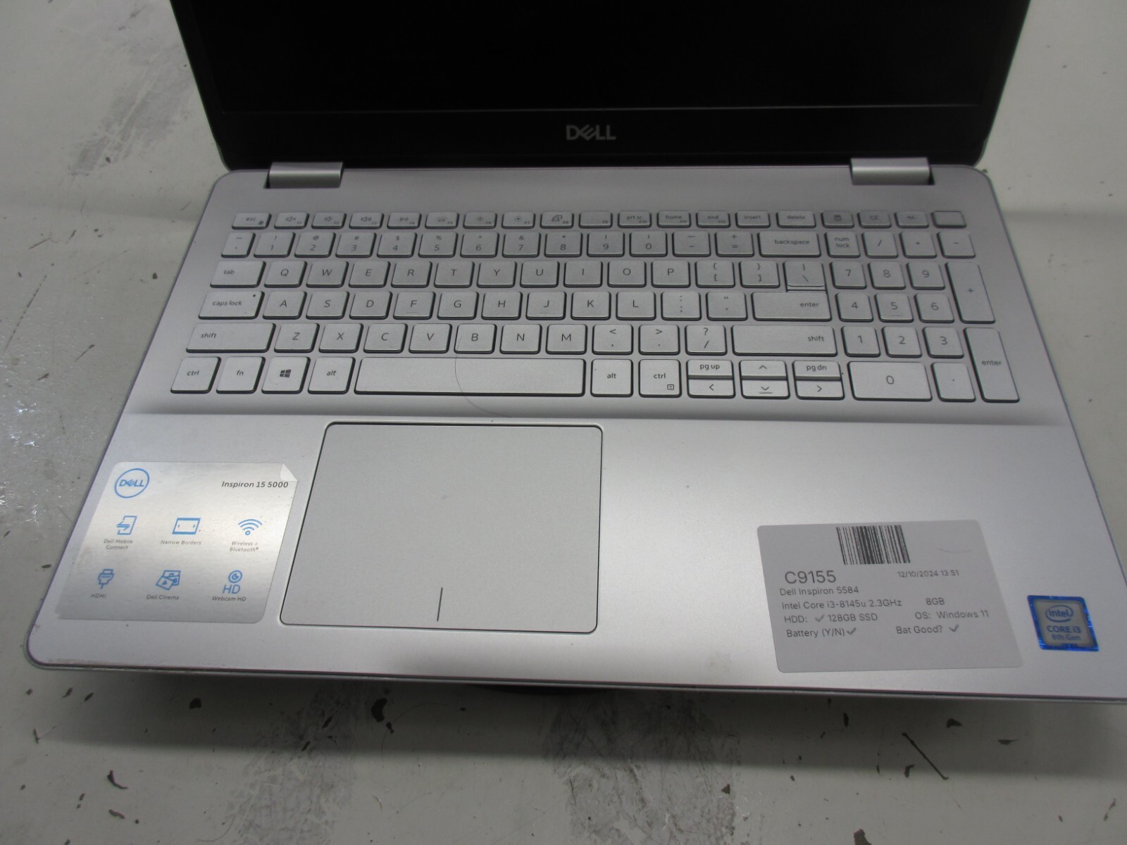 Dell Inspiron 5584 Intel Core i3-8145u 2.3GHz 8GB Windows 11 128GB SSD