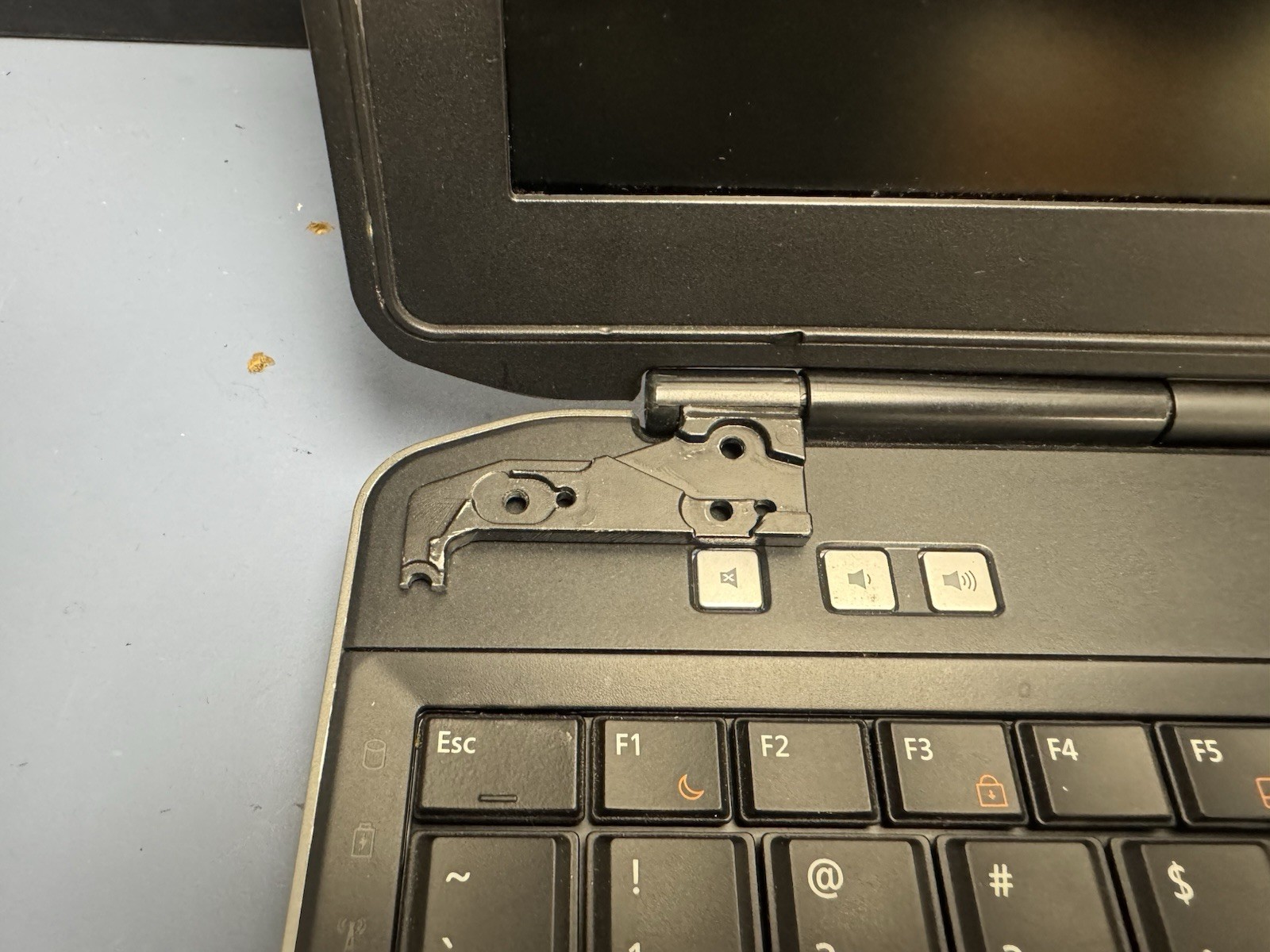 Dell Latitude E5530 No HD RAM No HDD No OS