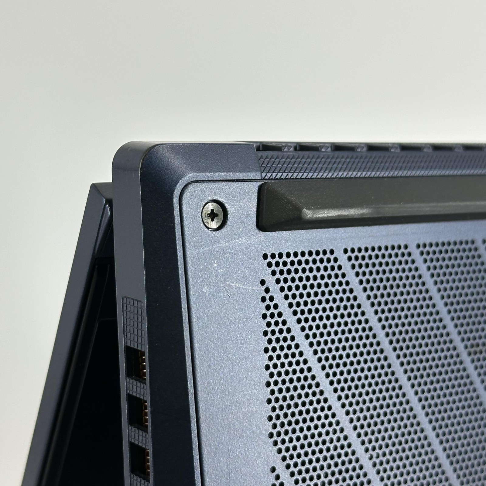 MSI Stealth 16 AI Studio UHD+ 2.5 GHz Ultra 9 185H 64GB 2TB SSD NVIDIA RTX 4090