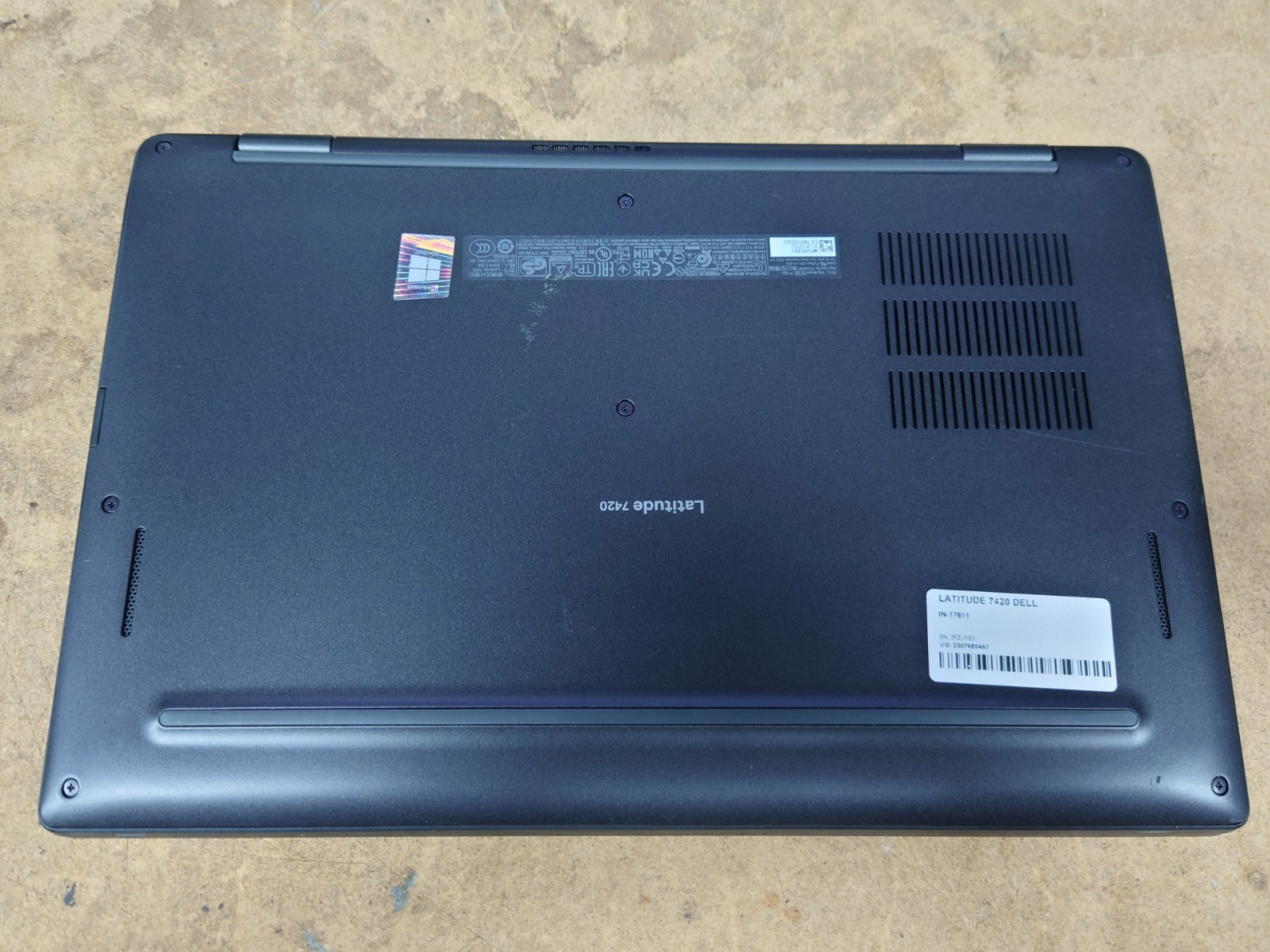 Dell Latitude 7420 14″ FHD i7-1185G7 16GB RAM 512GB SSD No OS