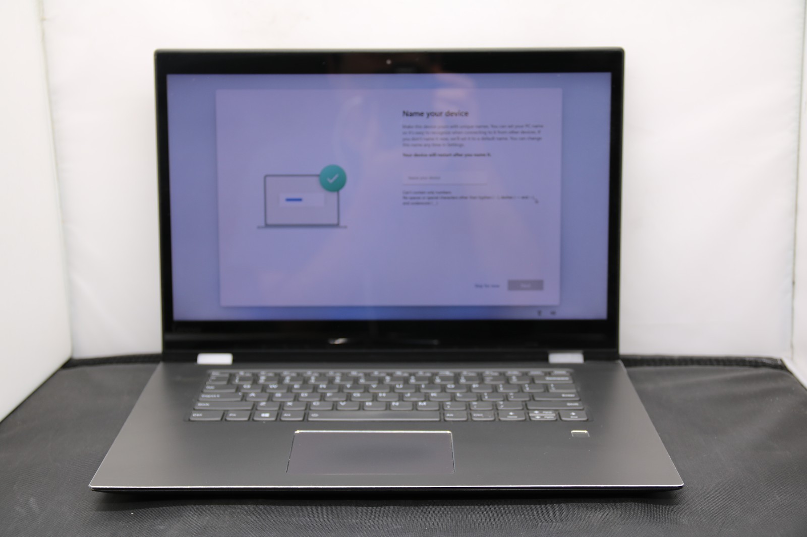 Lenovo IdeaPad Flex 5 1570 – i5-7200U – 8GB, 1TB, 15.6″, Windows 11 – No Adapter