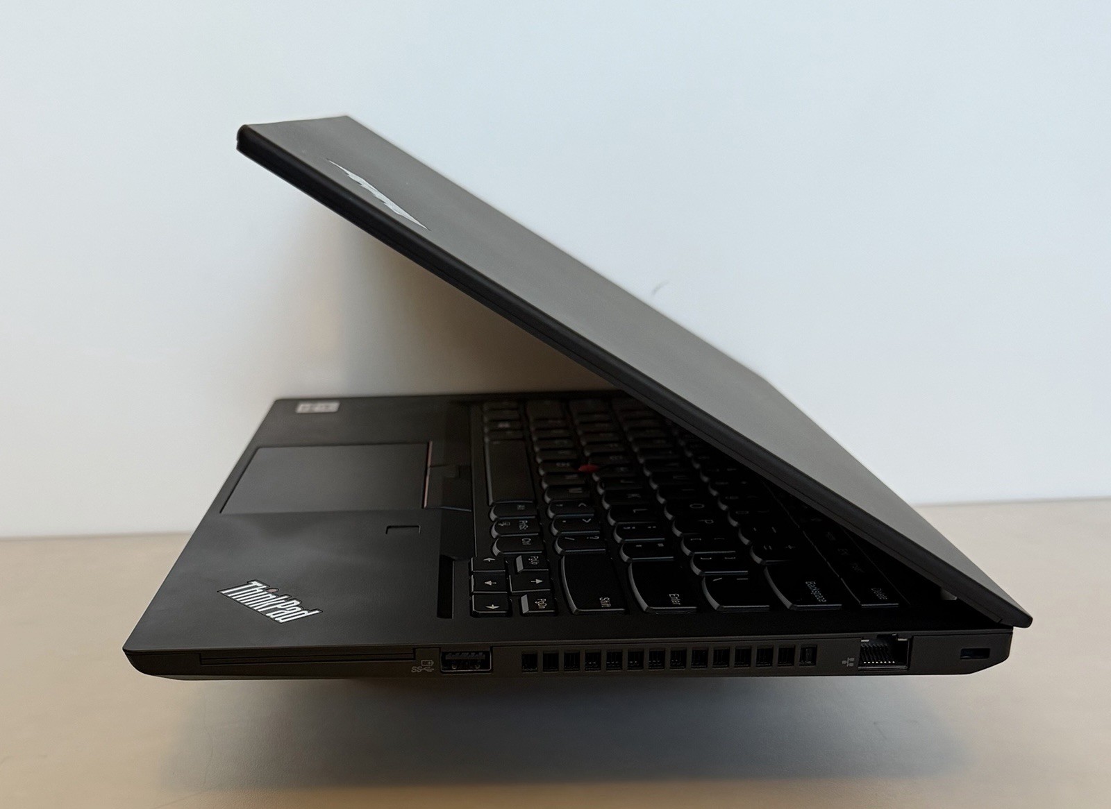 Lenovo ThinkPad T14 Gen 1 Core i5-10310U 16GB RAM 512GB SSD Win11 Pro Laptop.