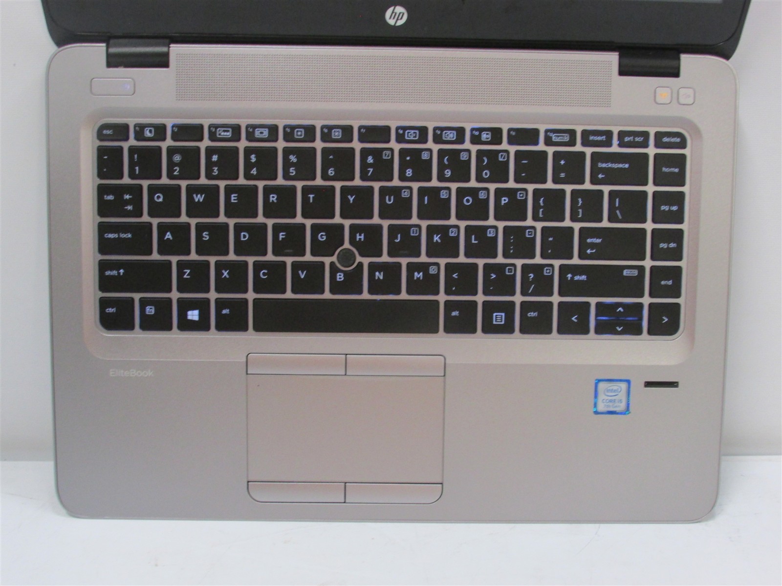 HP Elitebook 840 G4 i5-7200U 2.5GHz 8GB RAM 512GB m.2 14″ Win 10 Pro Touch DMG