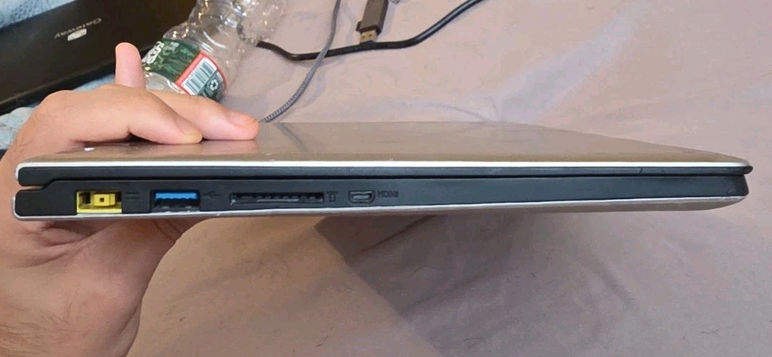 Lenovo Yoga 2 11 20428 Intel i3 4th Gen 4GB RAM 64GB SSD