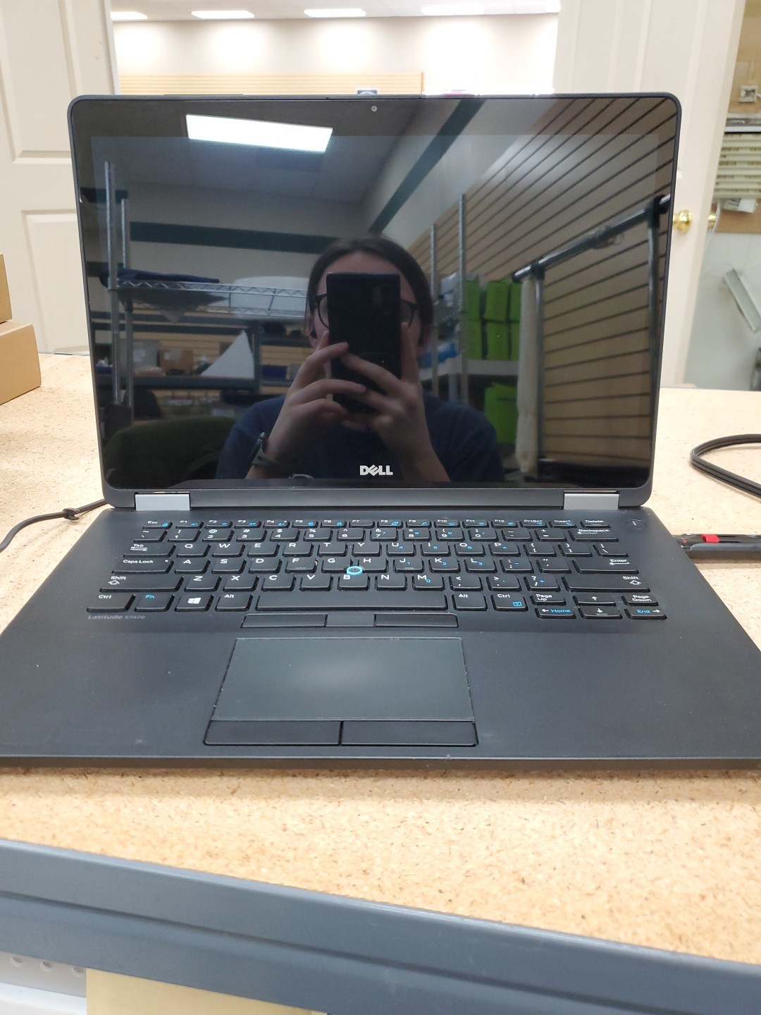 Dell Latitude E7470 Touch 256GB SSD i5-6300U, 8GB RAM W11pro 042826-1