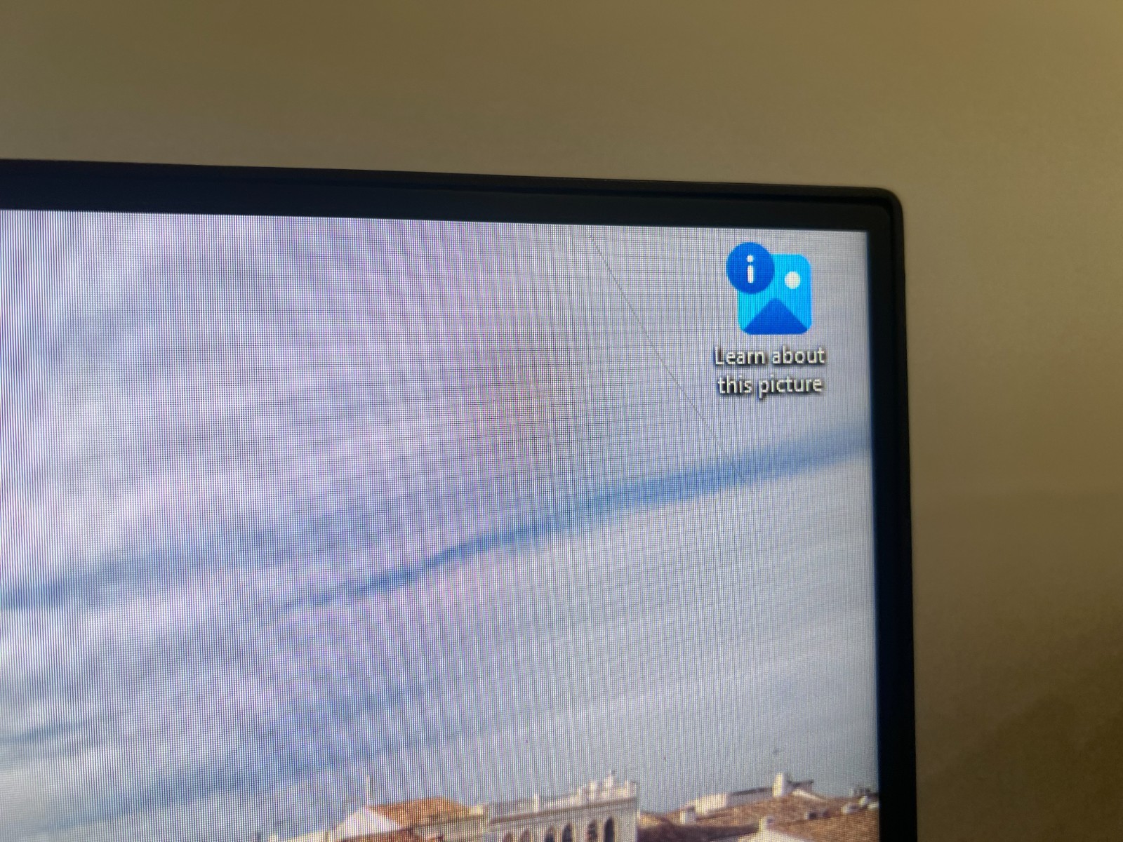 HP 27″ Touchscreen All-in-One PC Ryzen 7 7730U 16GB RAM 1TB NVMe SSD Win 11 WiFI