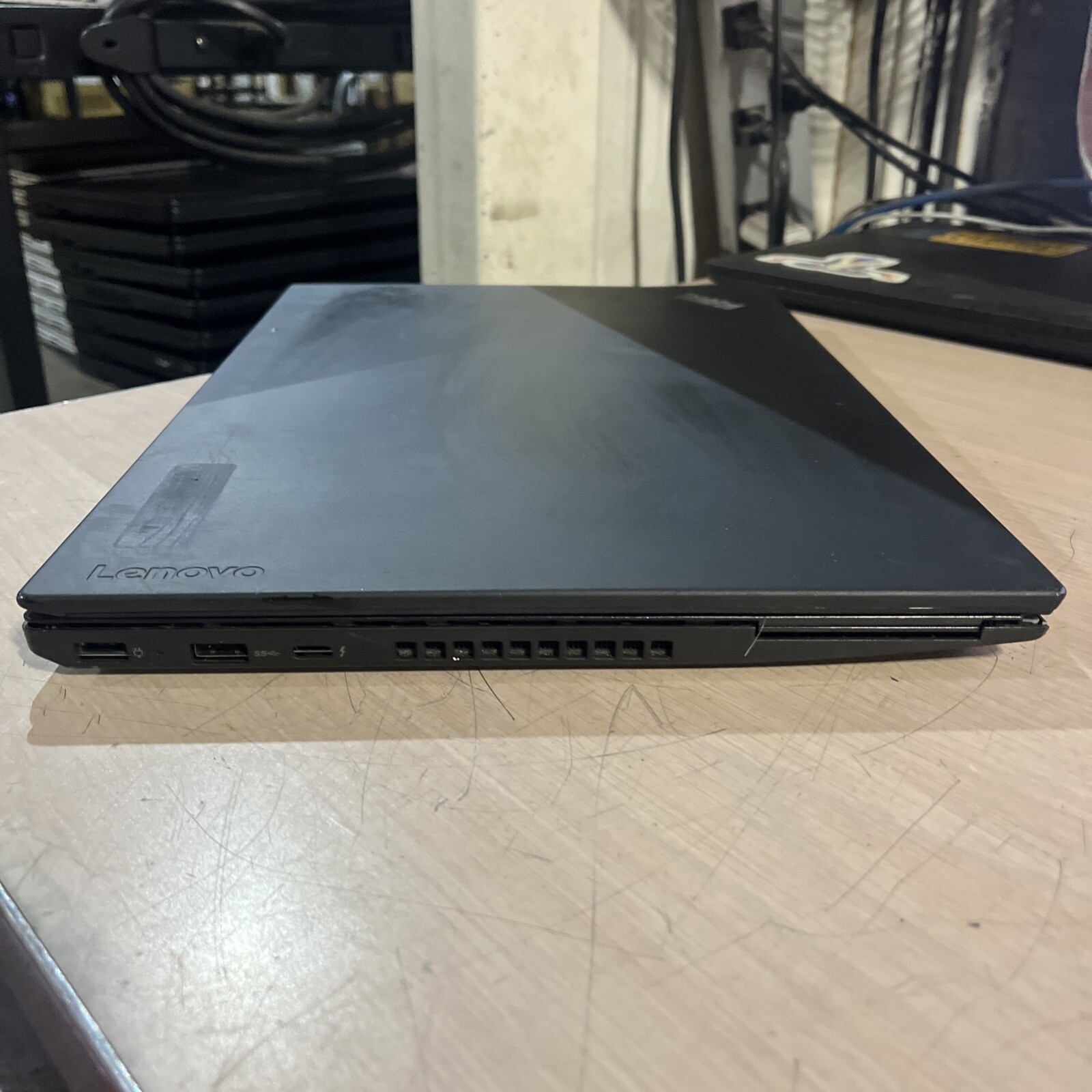 LENOVO THINKPAD T570 INTEL CORE I5-6300U 2.40GHZ 8GB RAM NO HD ,