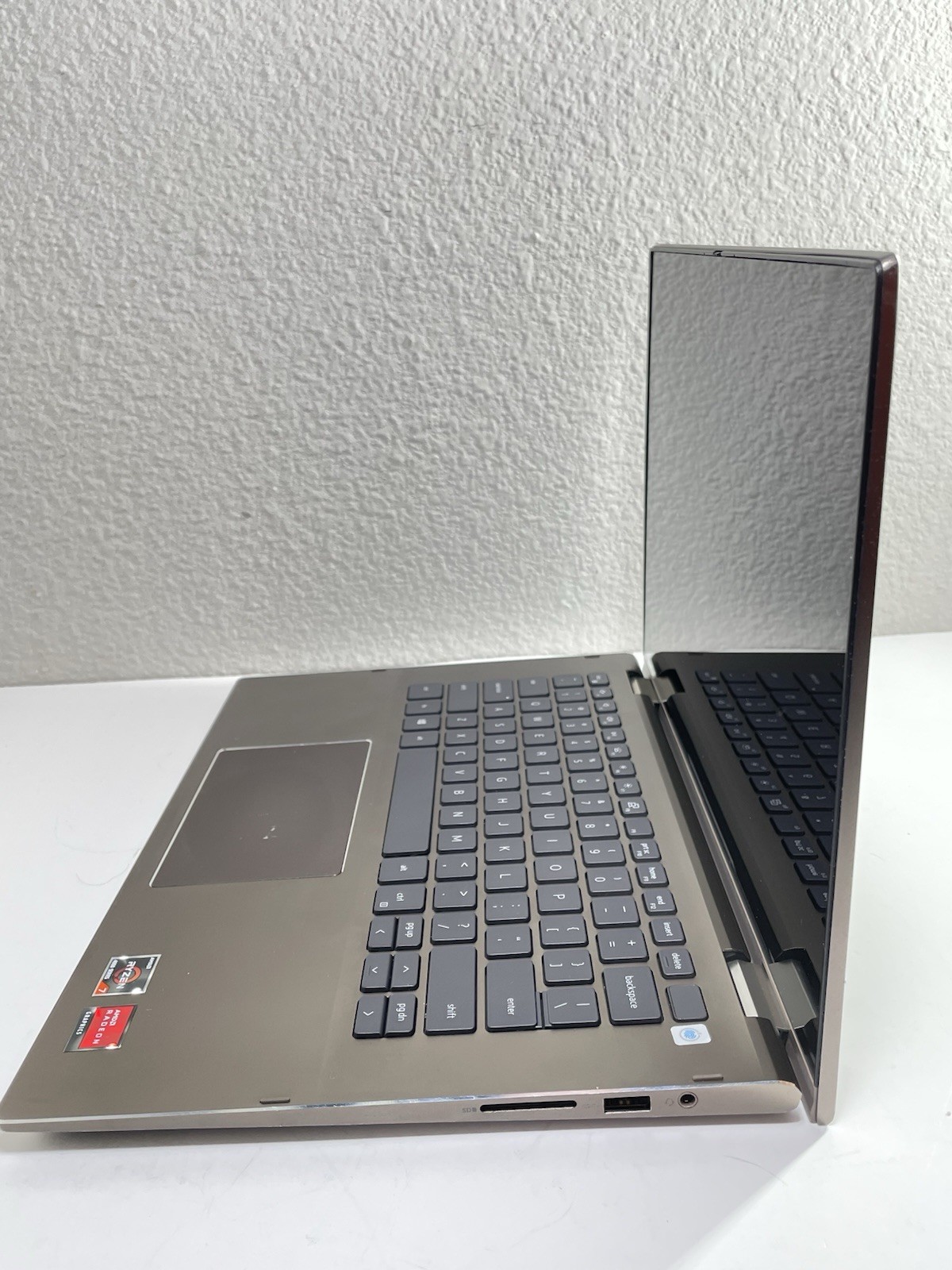 Dell Inspiron 7405 2-in-1 Ryzen 7 4700U 16GB RAM 512GB NVMe Touch Win11Pro