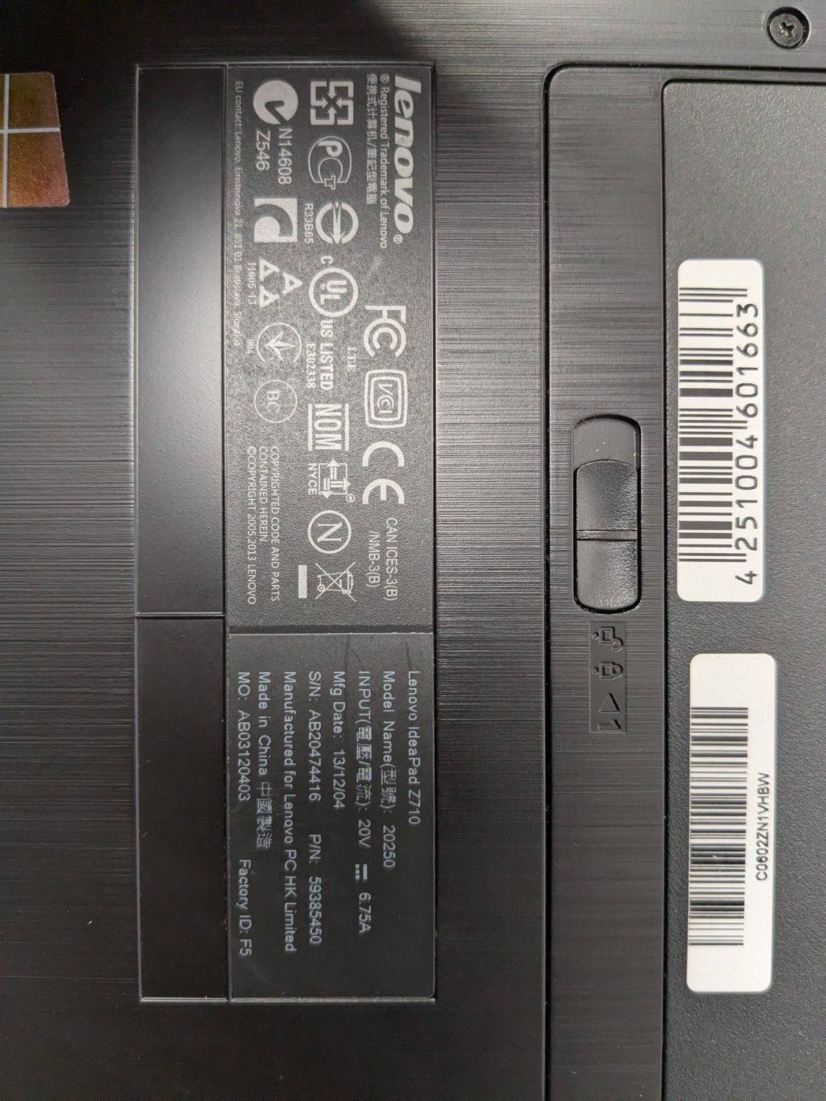 Lenovo IdeaPad Z710 17″ i7-4700MQ 8GB RAM 240GB SSD + NVIDIA GeForce