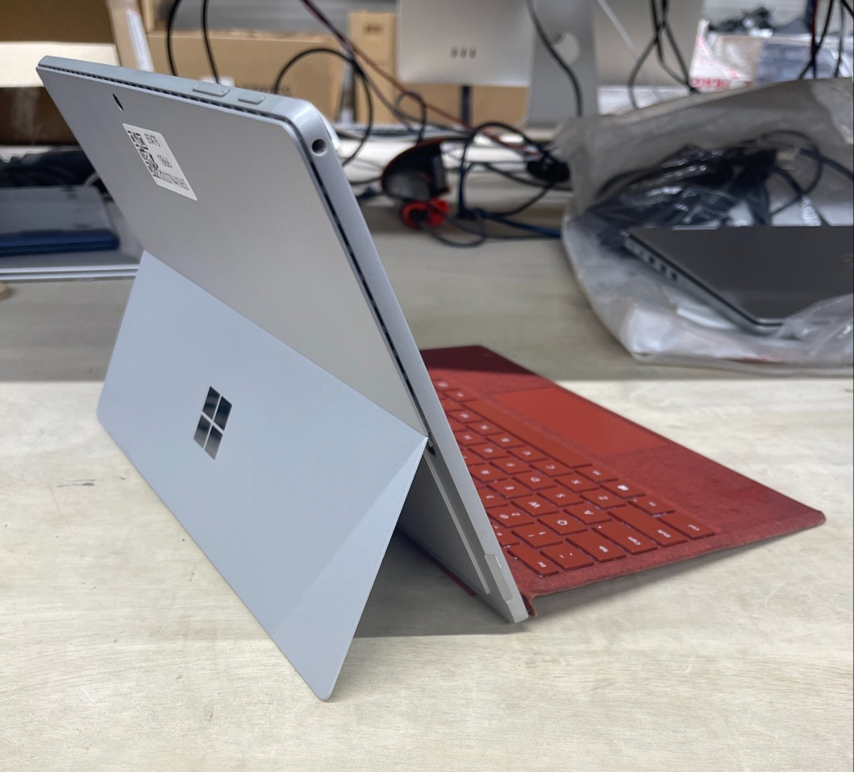 Microsoft Surface Pro 7 1866 12.3″ Touch i5-1035G4 1.10GHz 8 GB RAM 128 GB SSD
