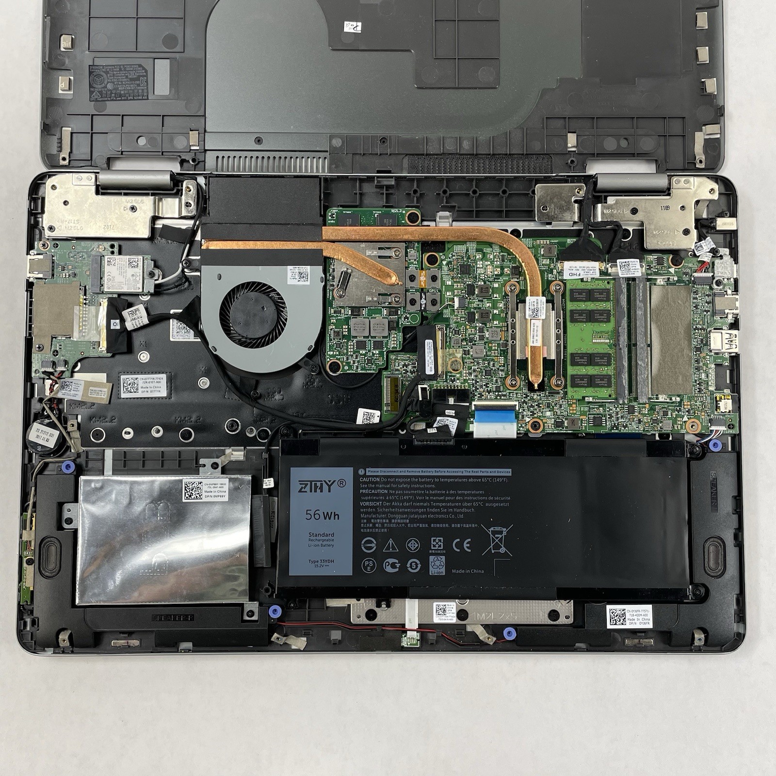 Dell Inspiron 17-7779 17.3″ i7-7500U 2.70 GHz 16GB RAM NVIDIA GF108 No SSD/OS/AC
