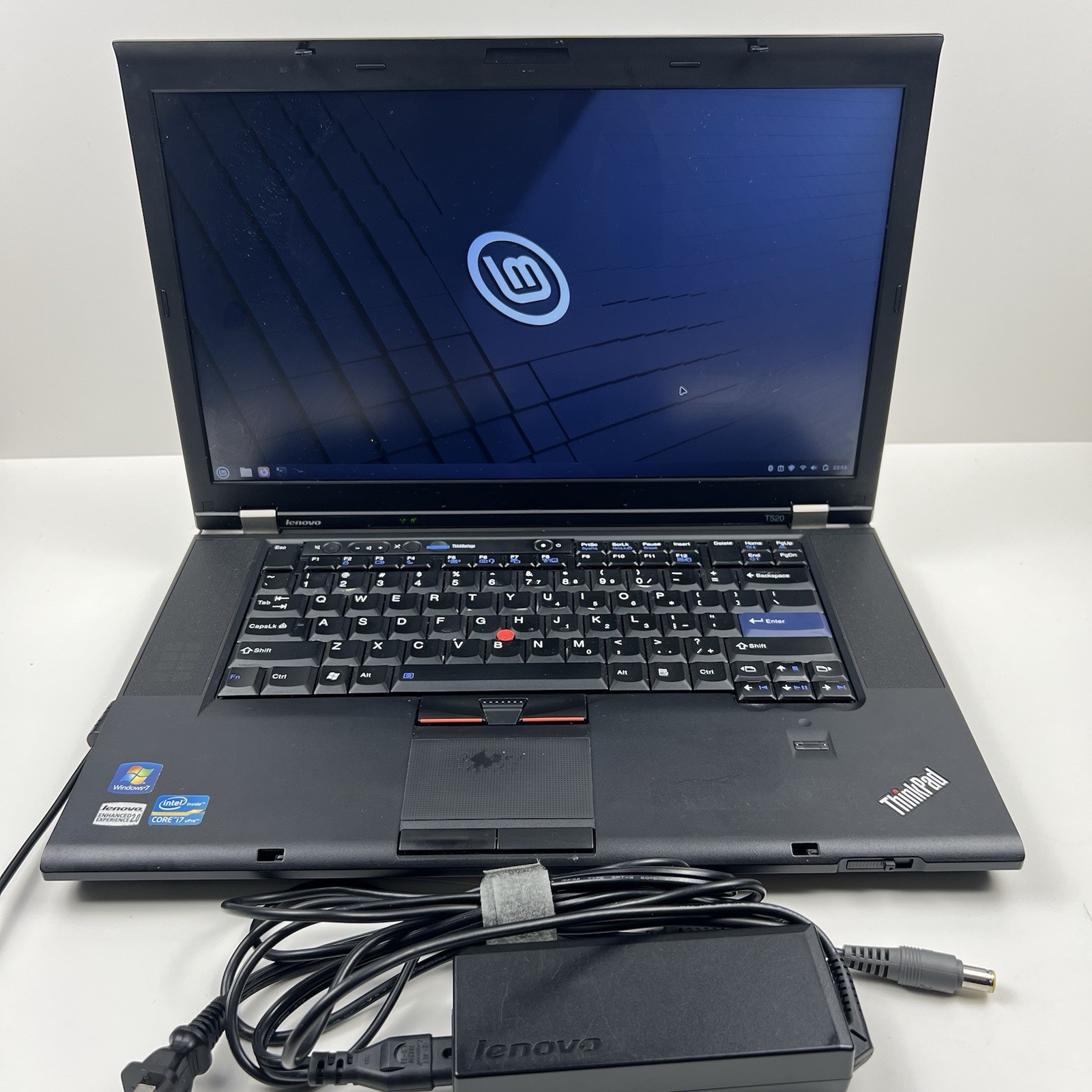Lenovo ThinkPad T520 Intel i7-2640M 8GB 320GB HDD Linux Mint OS w/ Charger|ELP92