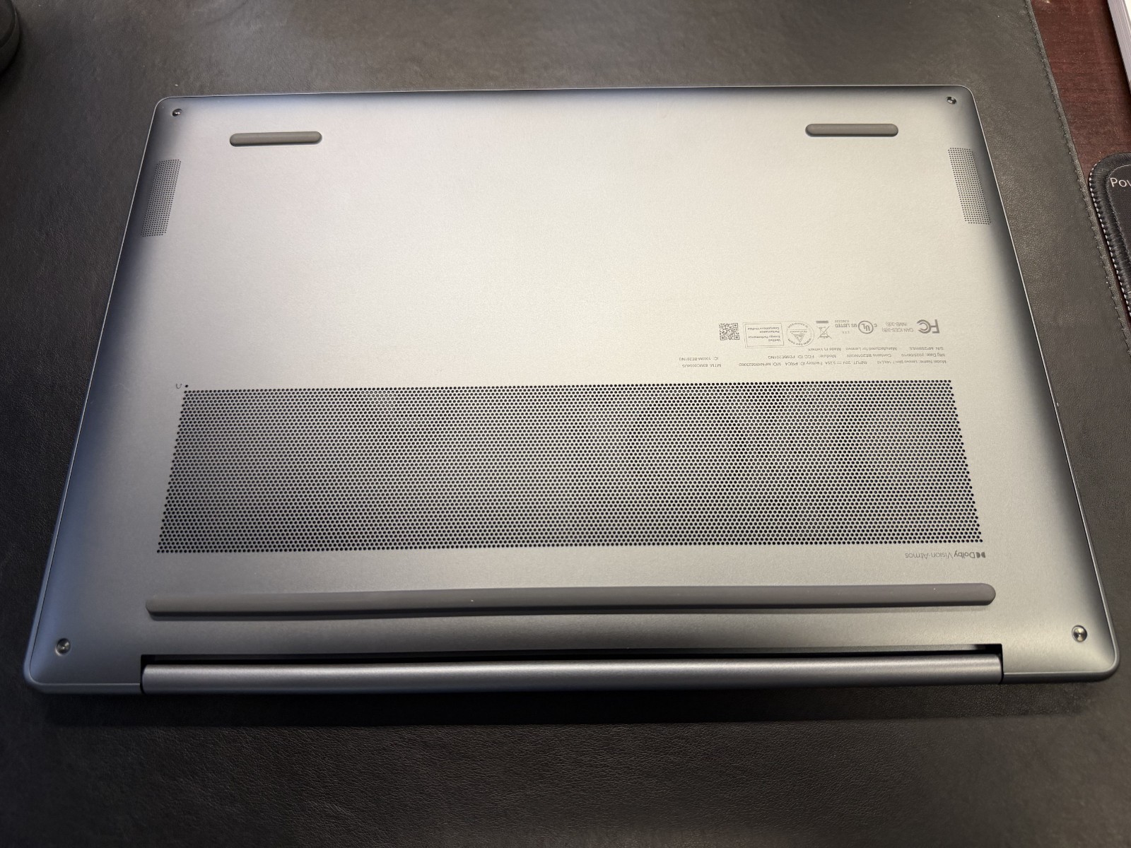 Lenovo Slim 7i Aura Edition 83MC0004US Ultra 7 14″ WUXGA OLED 16GB RAM 1TB SSD