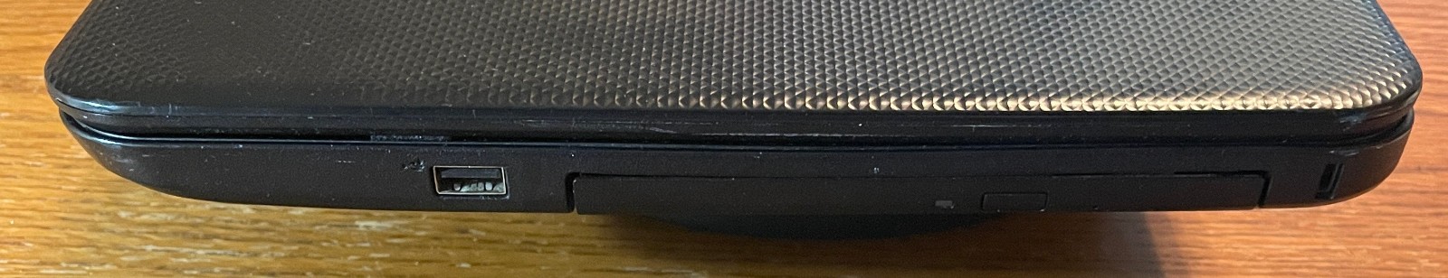 DELL INSPIRON 15-3537 Laptop 15″ i3 256gb+1tb Linux Mint 22.3-extras-14